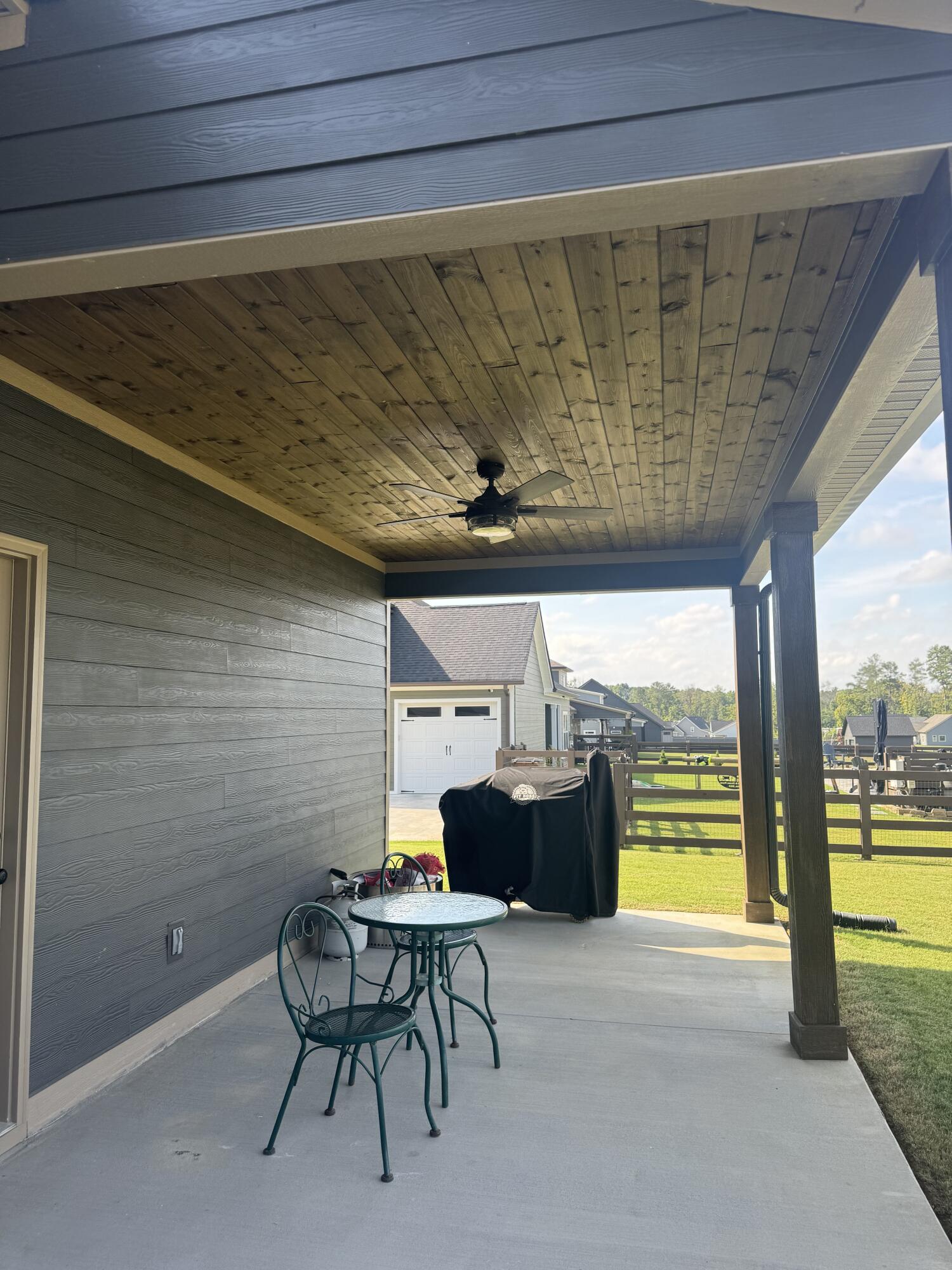 12 Bridlewood Drive, 27