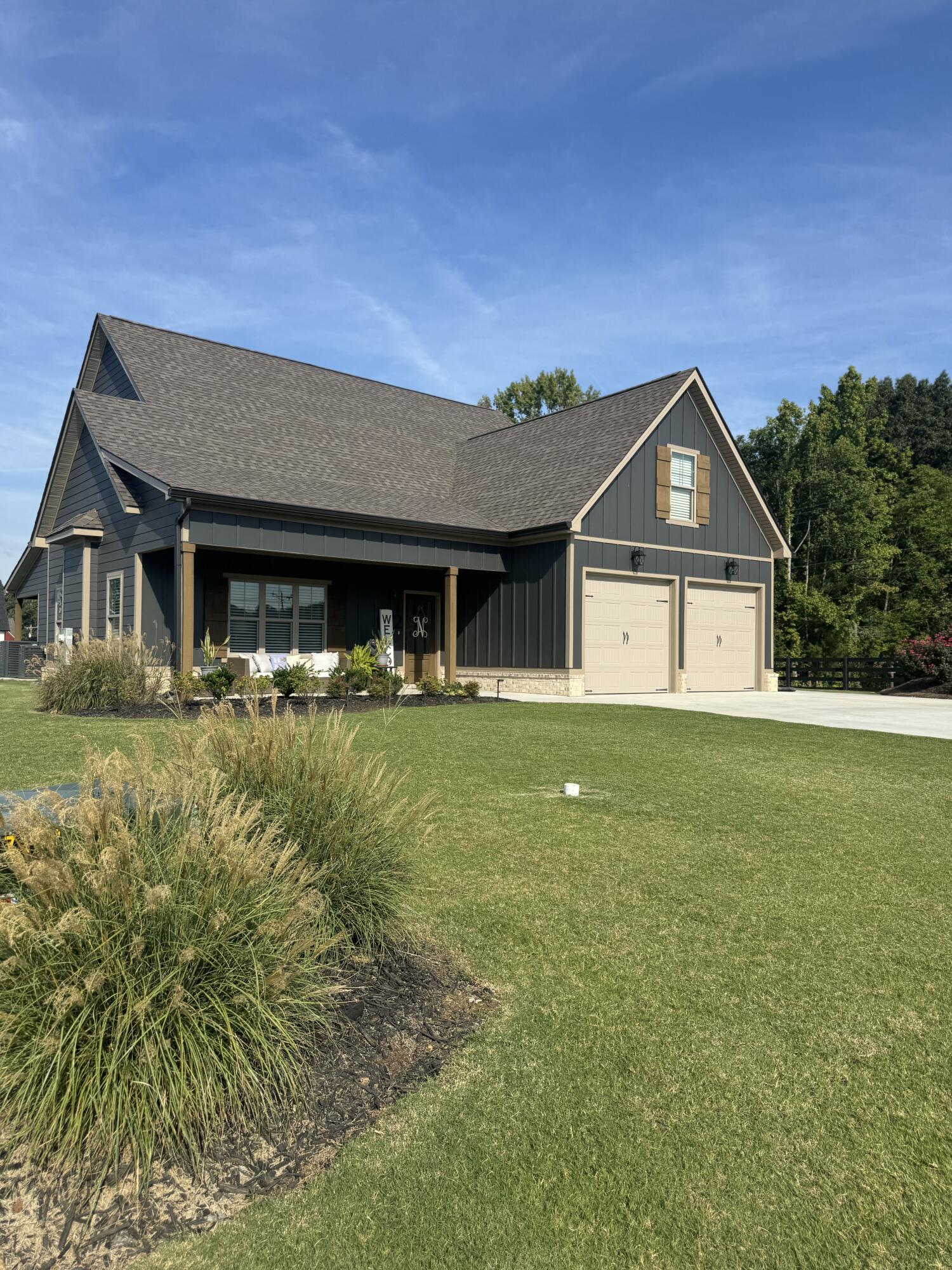 12 Bridlewood Drive, 27