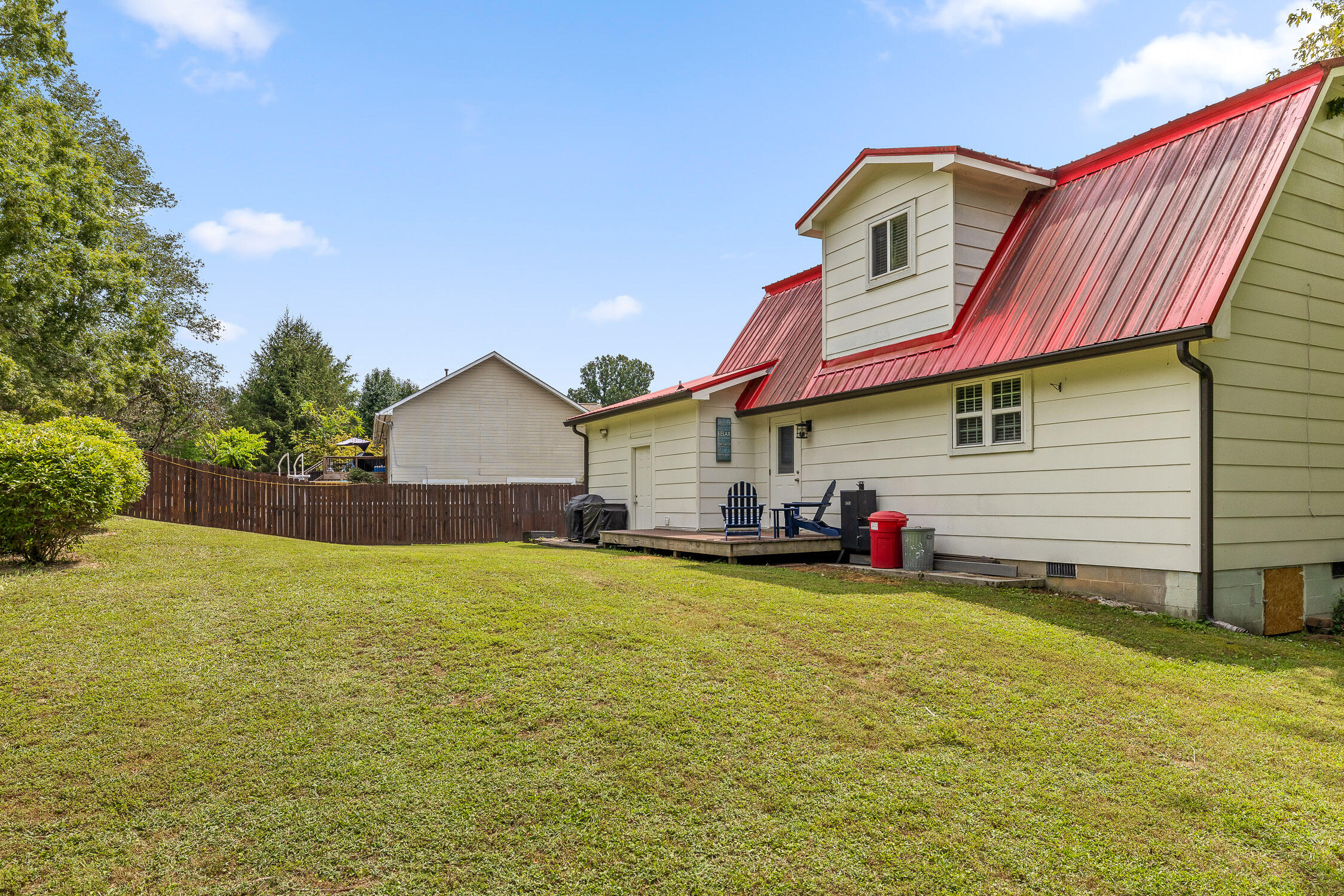2113 Dallas Lake Road