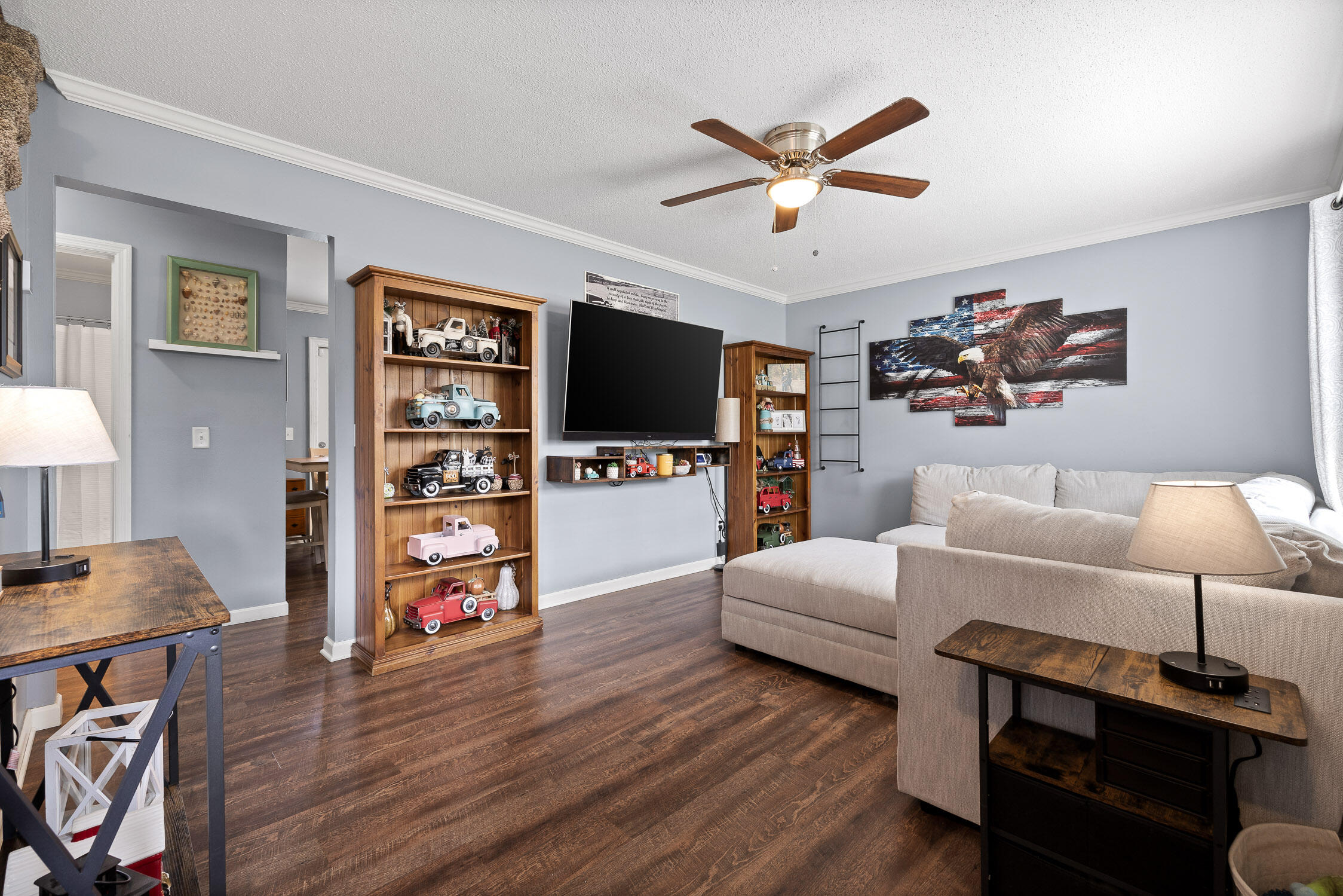2113 Dallas Lake Road