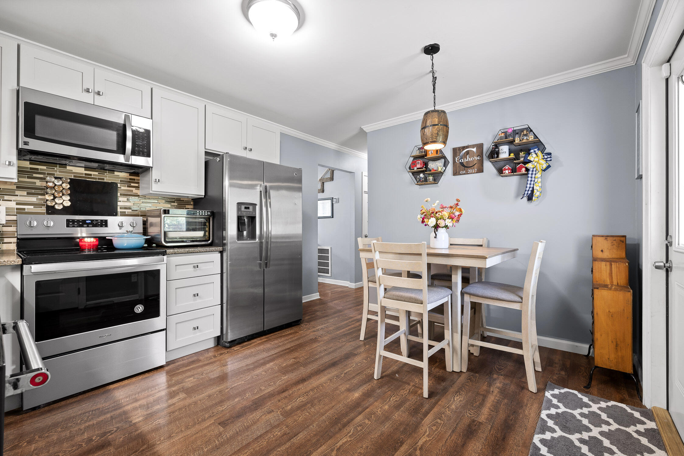 2113 Dallas Lake Road