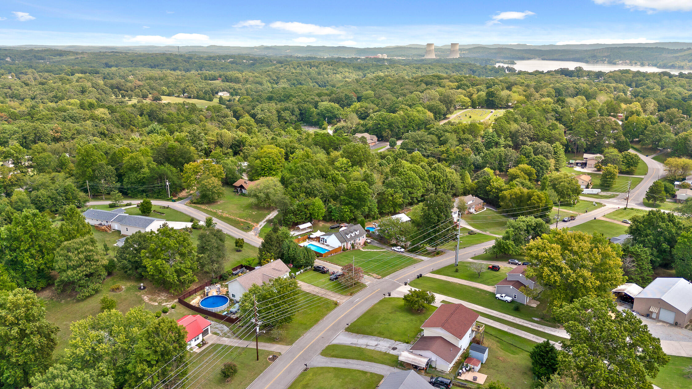 2113 Dallas Lake Road
