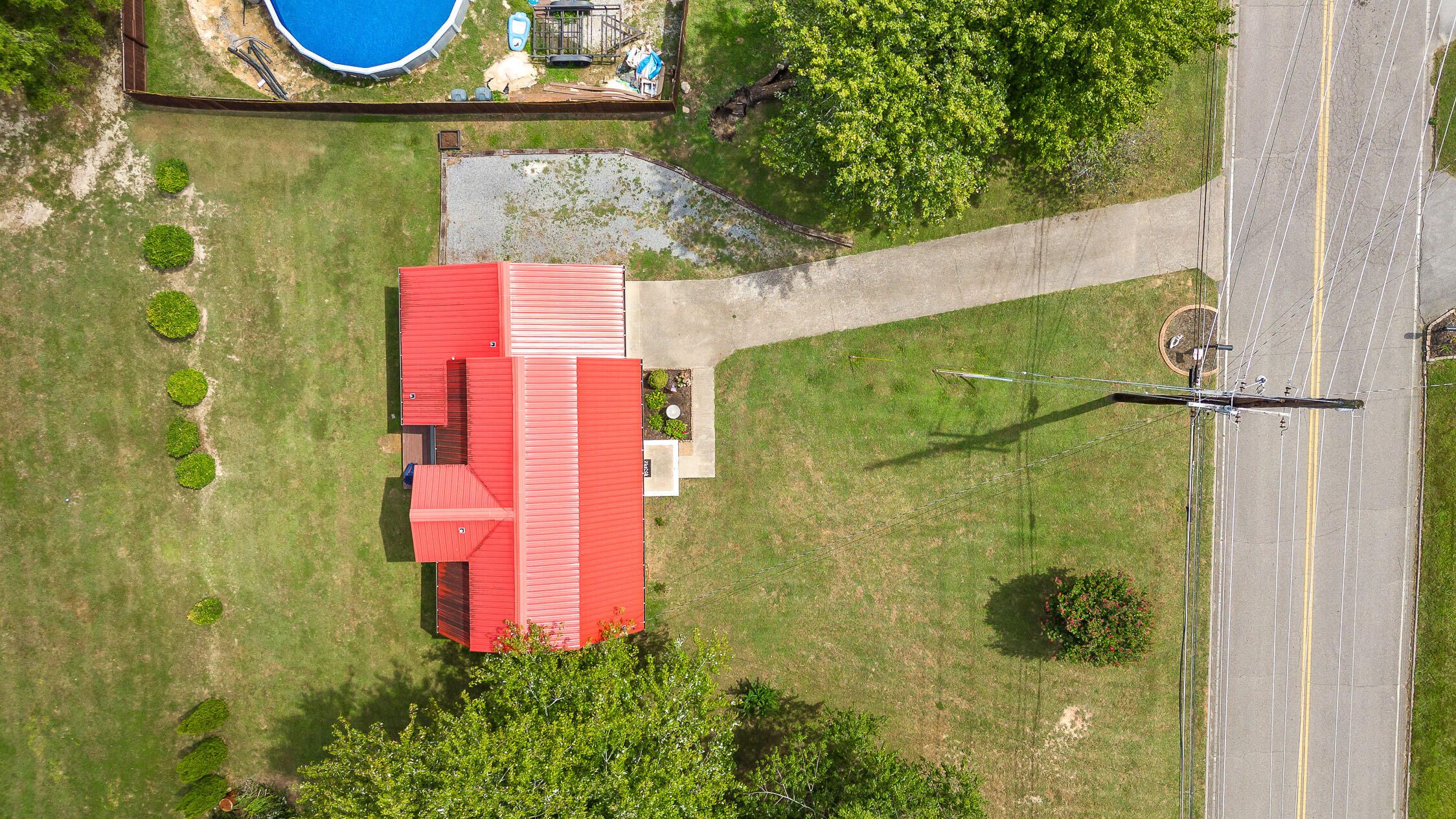 2113 Dallas Lake Road