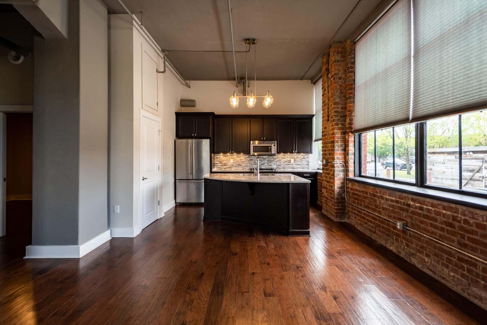 1301 Market Street, 101