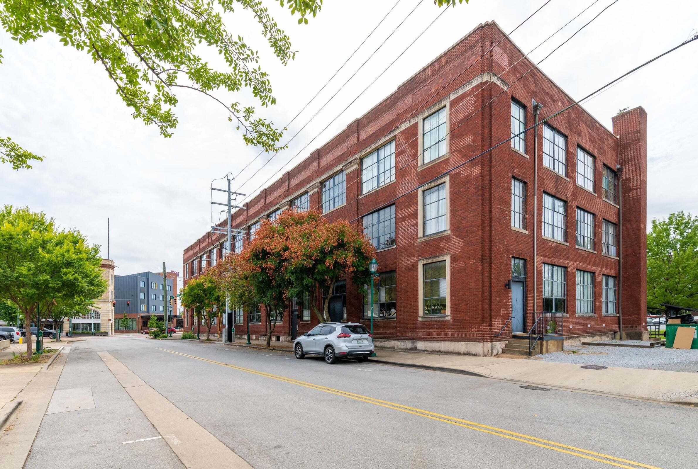 1301 Market Street, 101