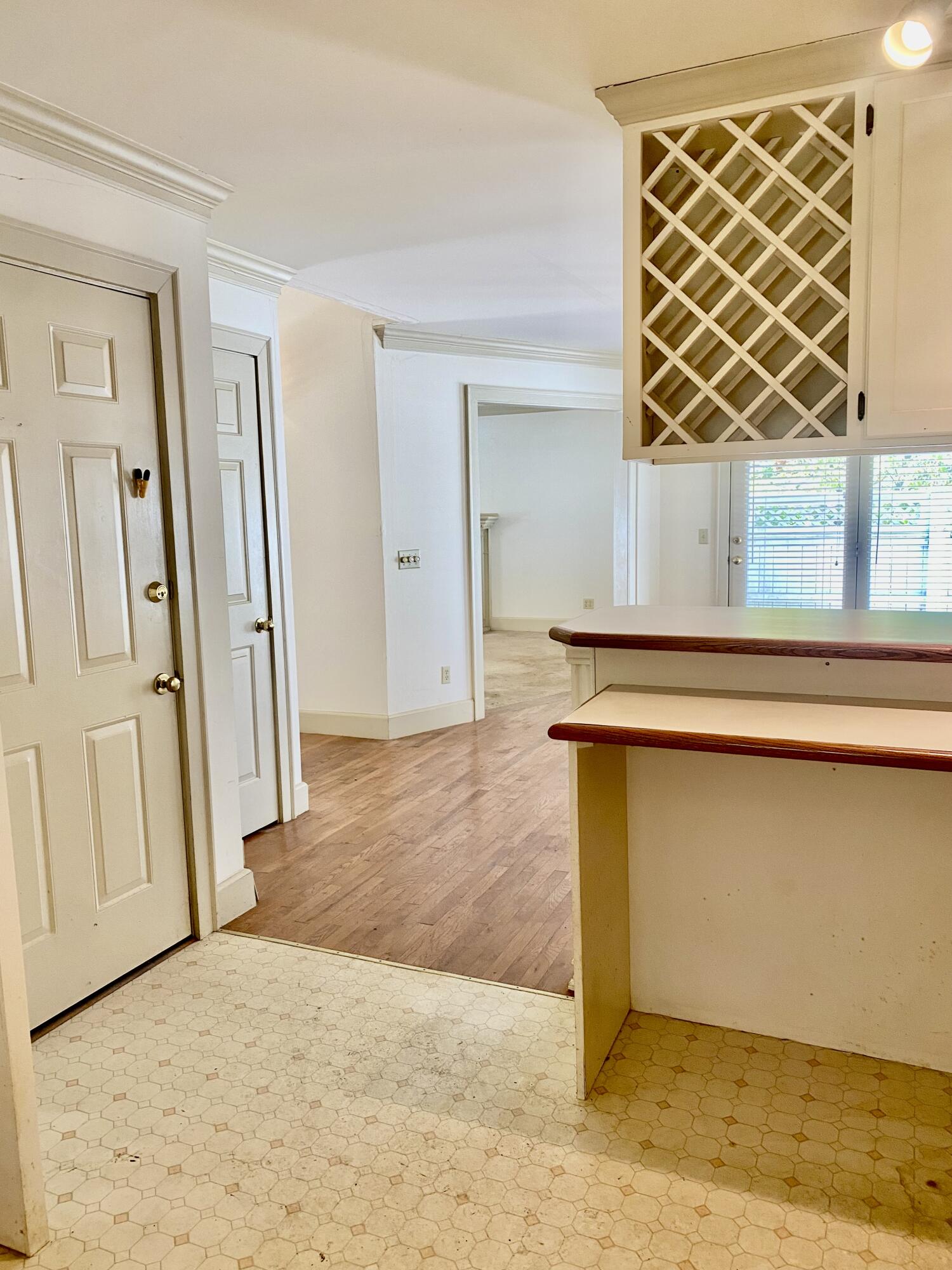 2000 Avalon Avenue, 28b
