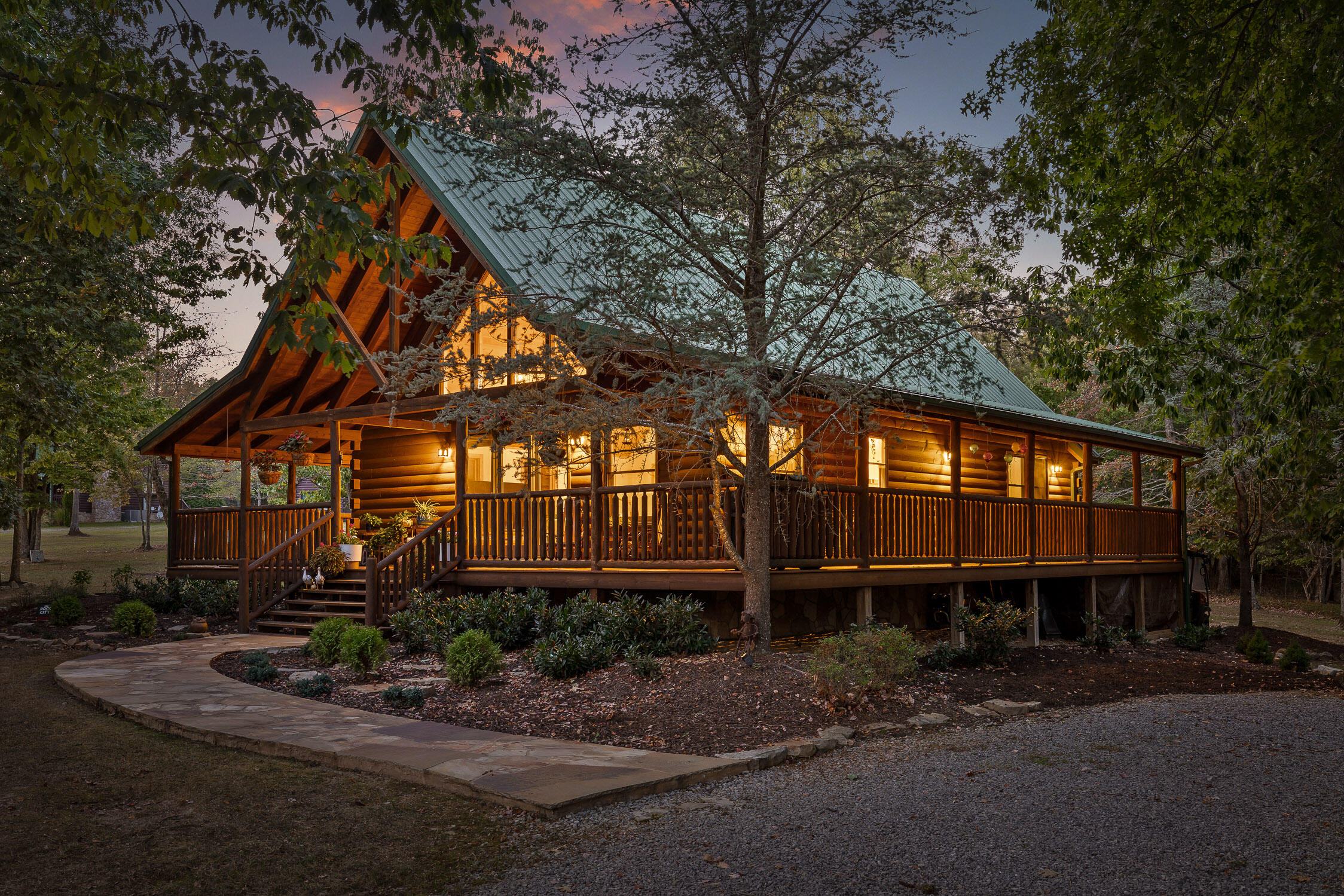15 Two Lake Trail