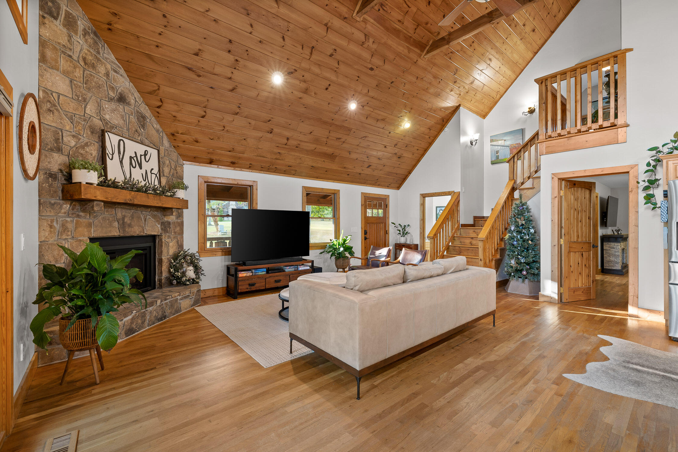 15 Two Lake Trail