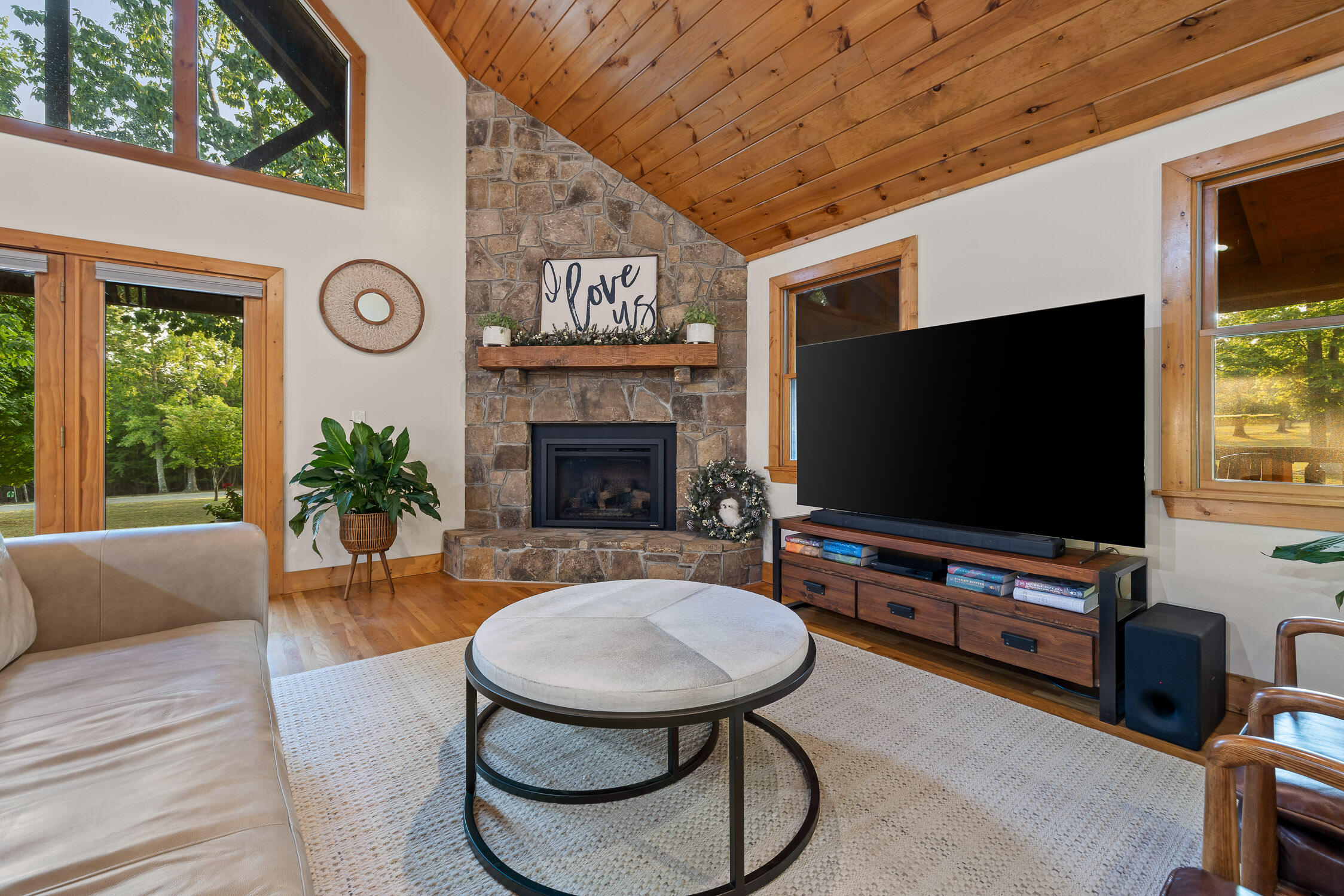 15 Two Lake Trail
