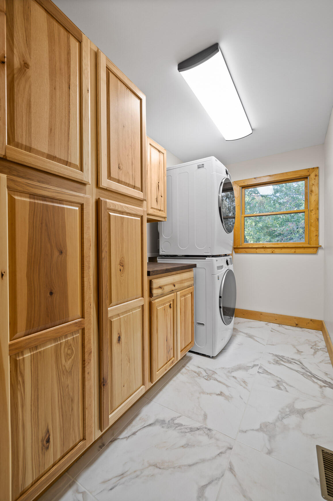 15 Two Lake Trail