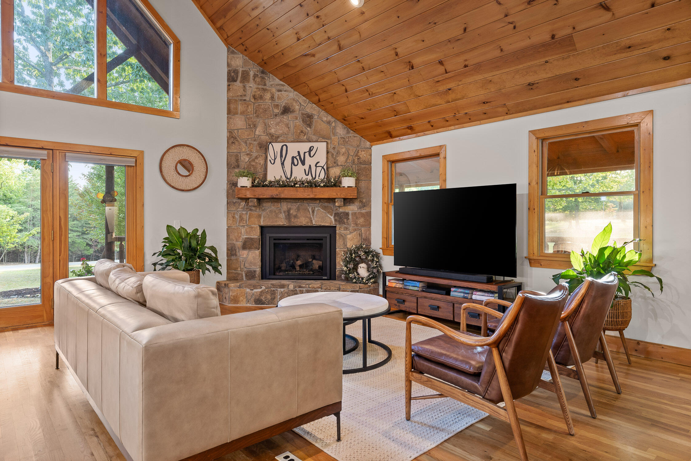 15 Two Lake Trail