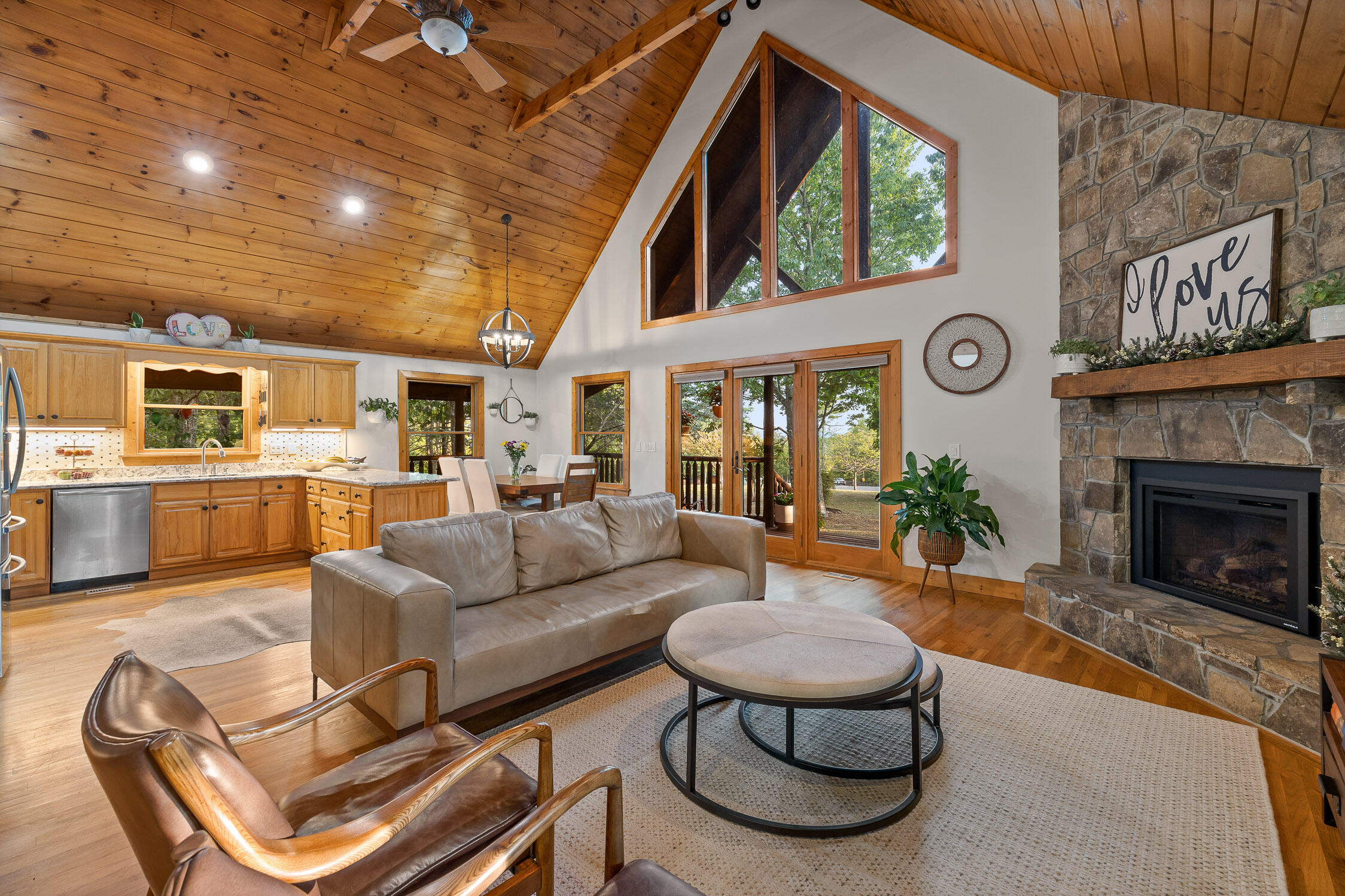 15 Two Lake Trail