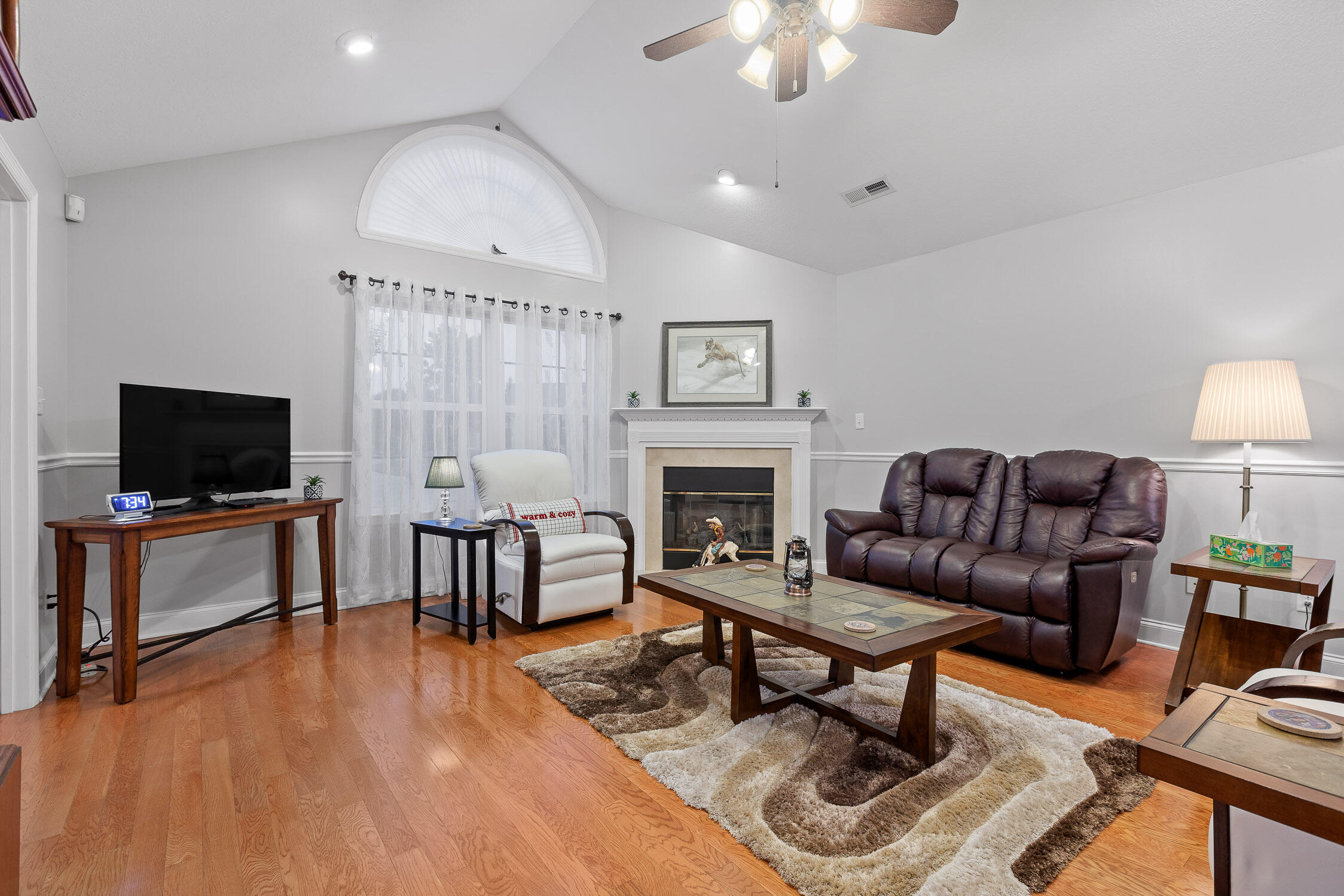 2537 Baskette Way