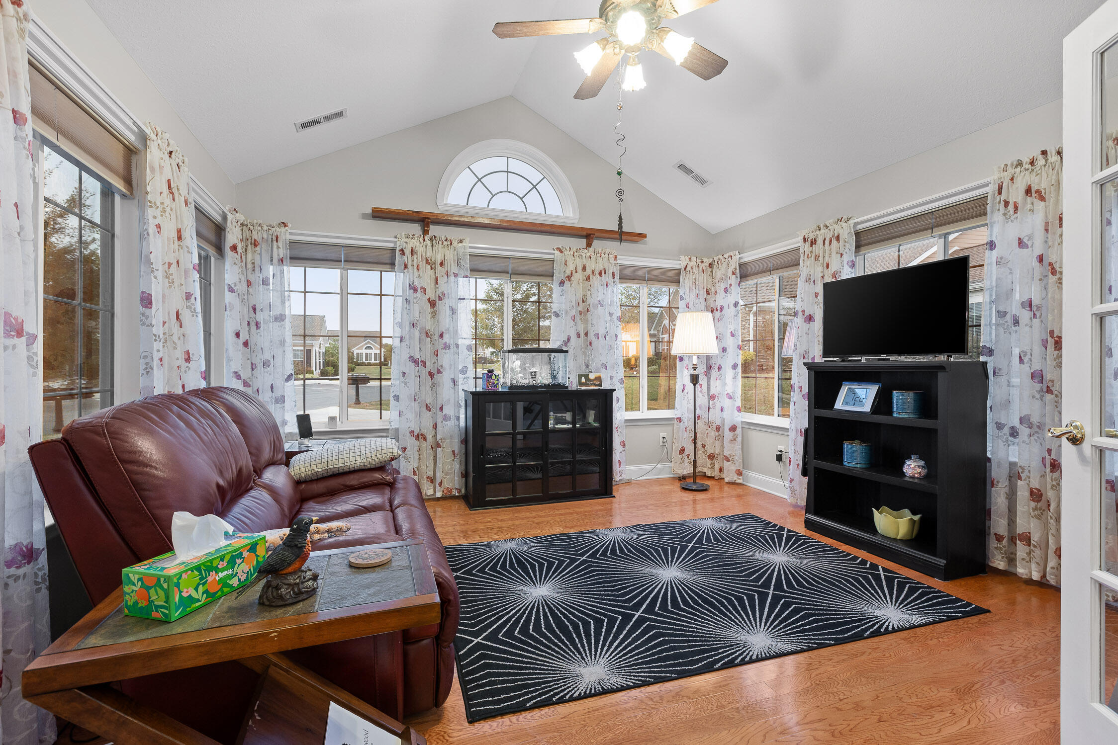 2537 Baskette Way