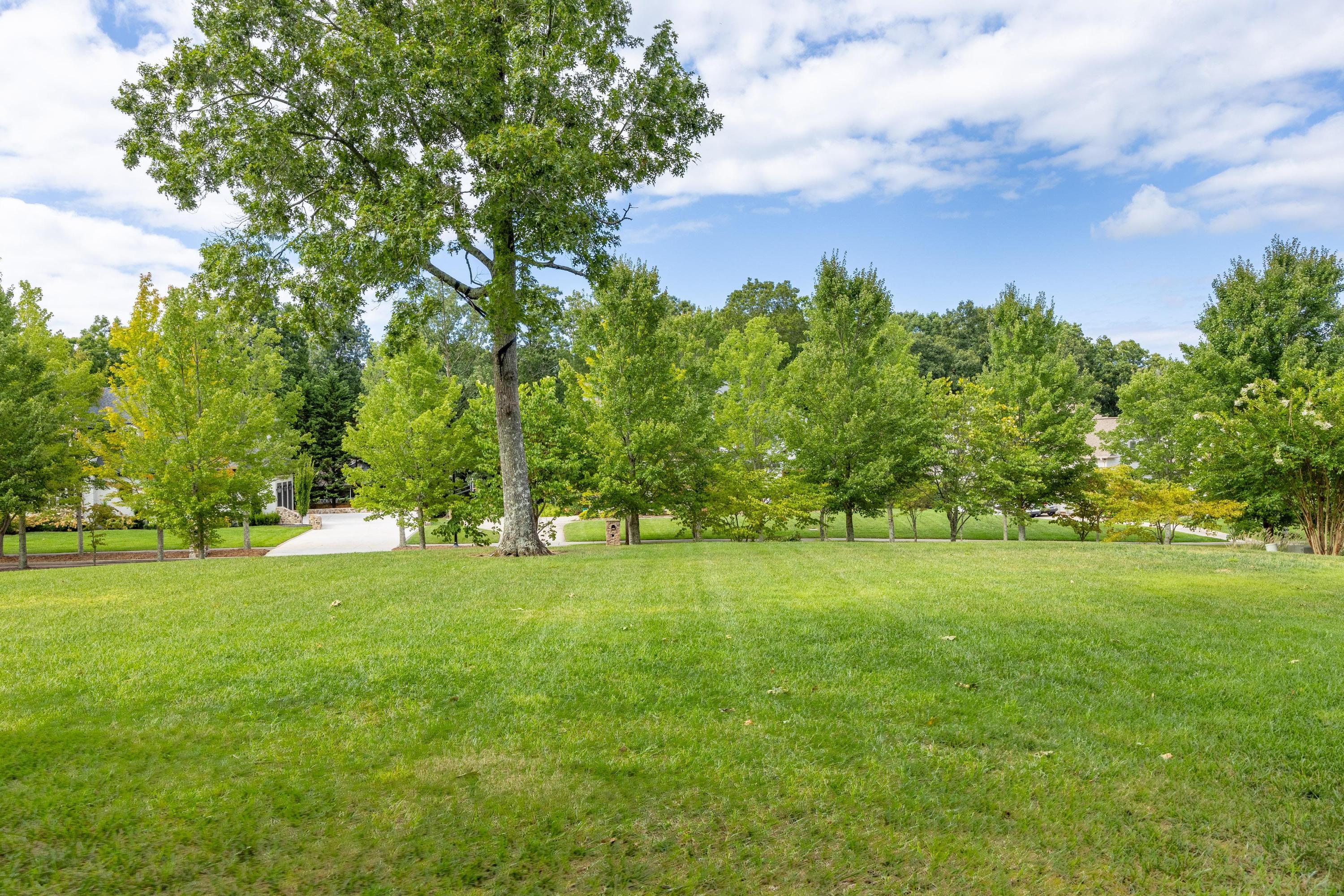 2324 Dogwood Grove Circle