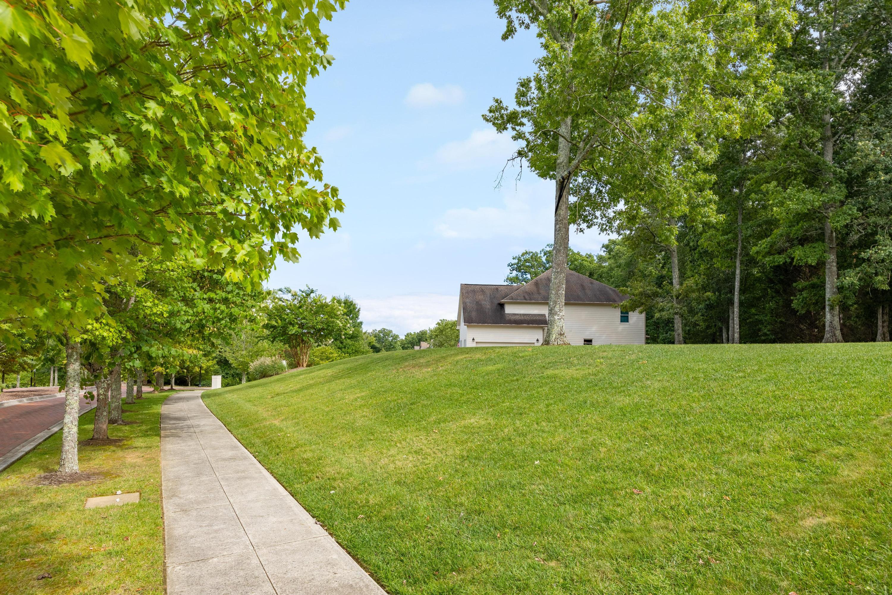 2324 Dogwood Grove Circle