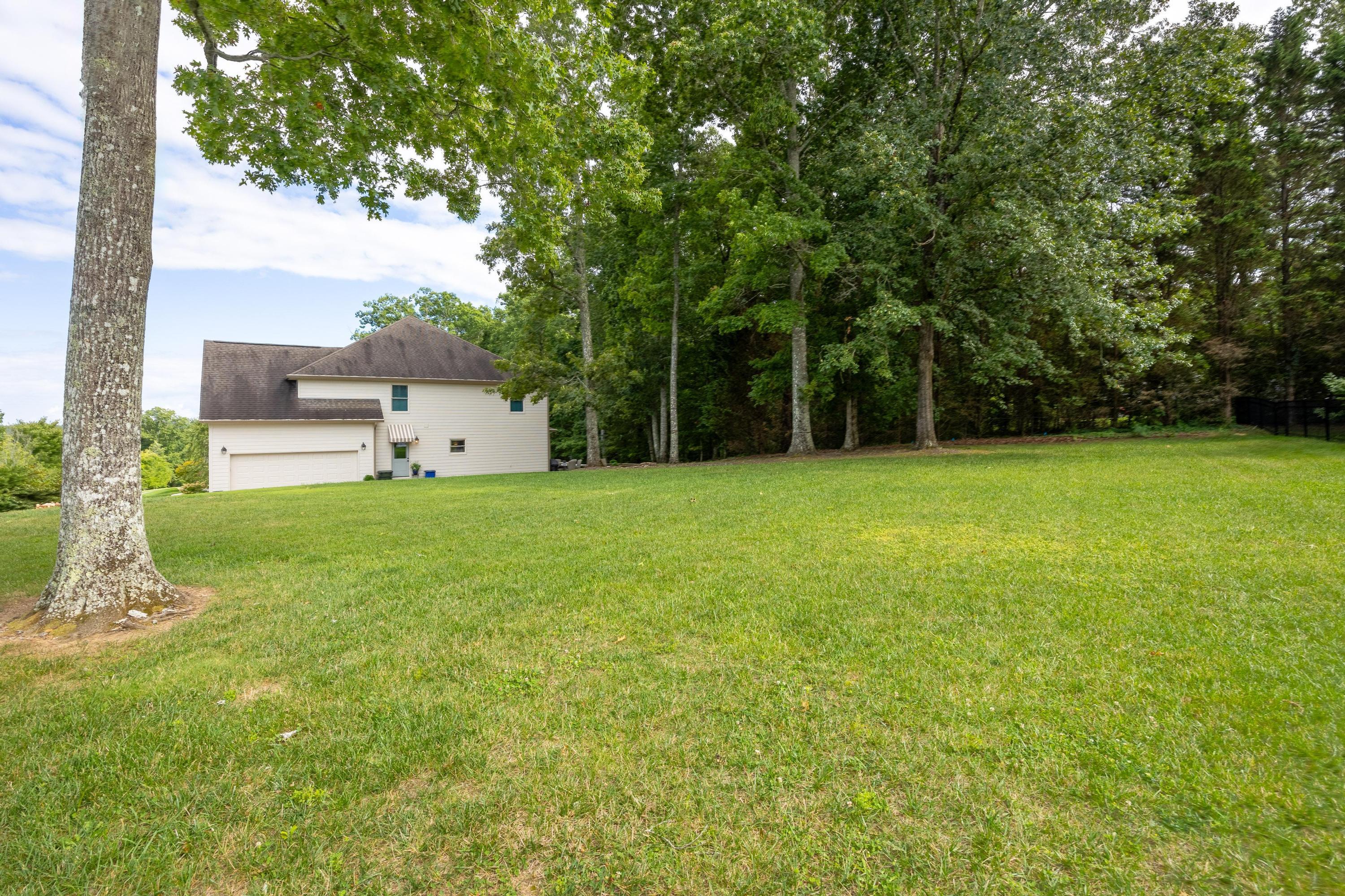 2324 Dogwood Grove Circle