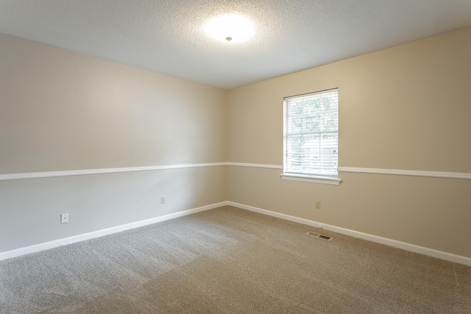 1411 Highcrest Drive