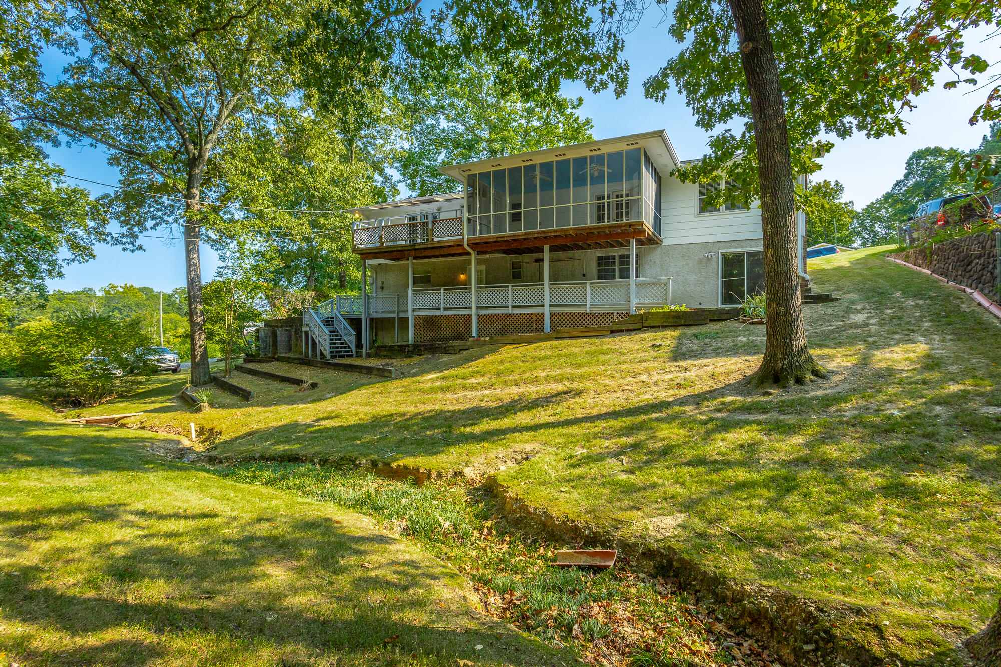 1411 Highcrest Drive