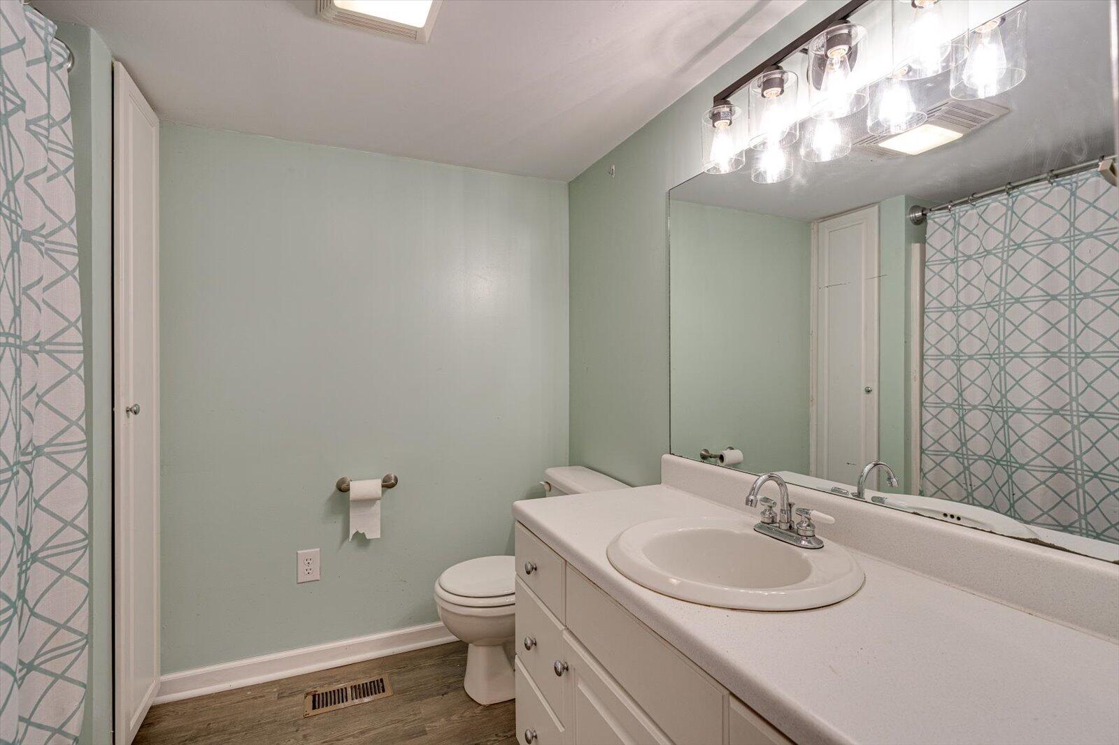 430 W Circle Drive