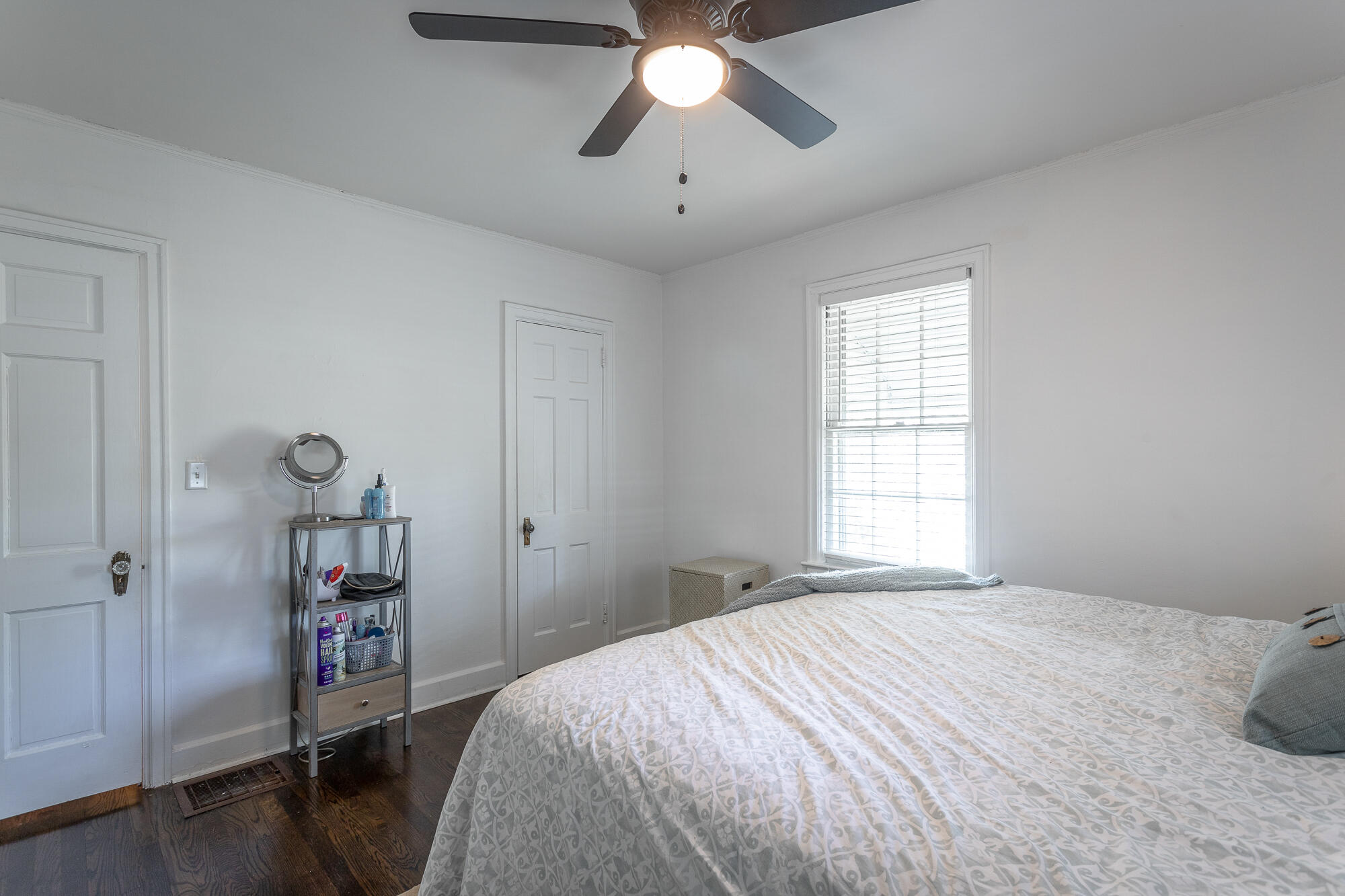1316 Sharon Cir