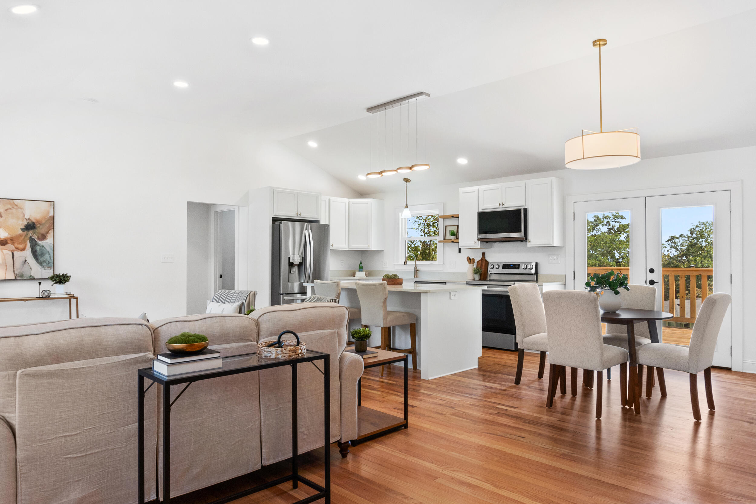 3594 Knollwood Hill Drive
