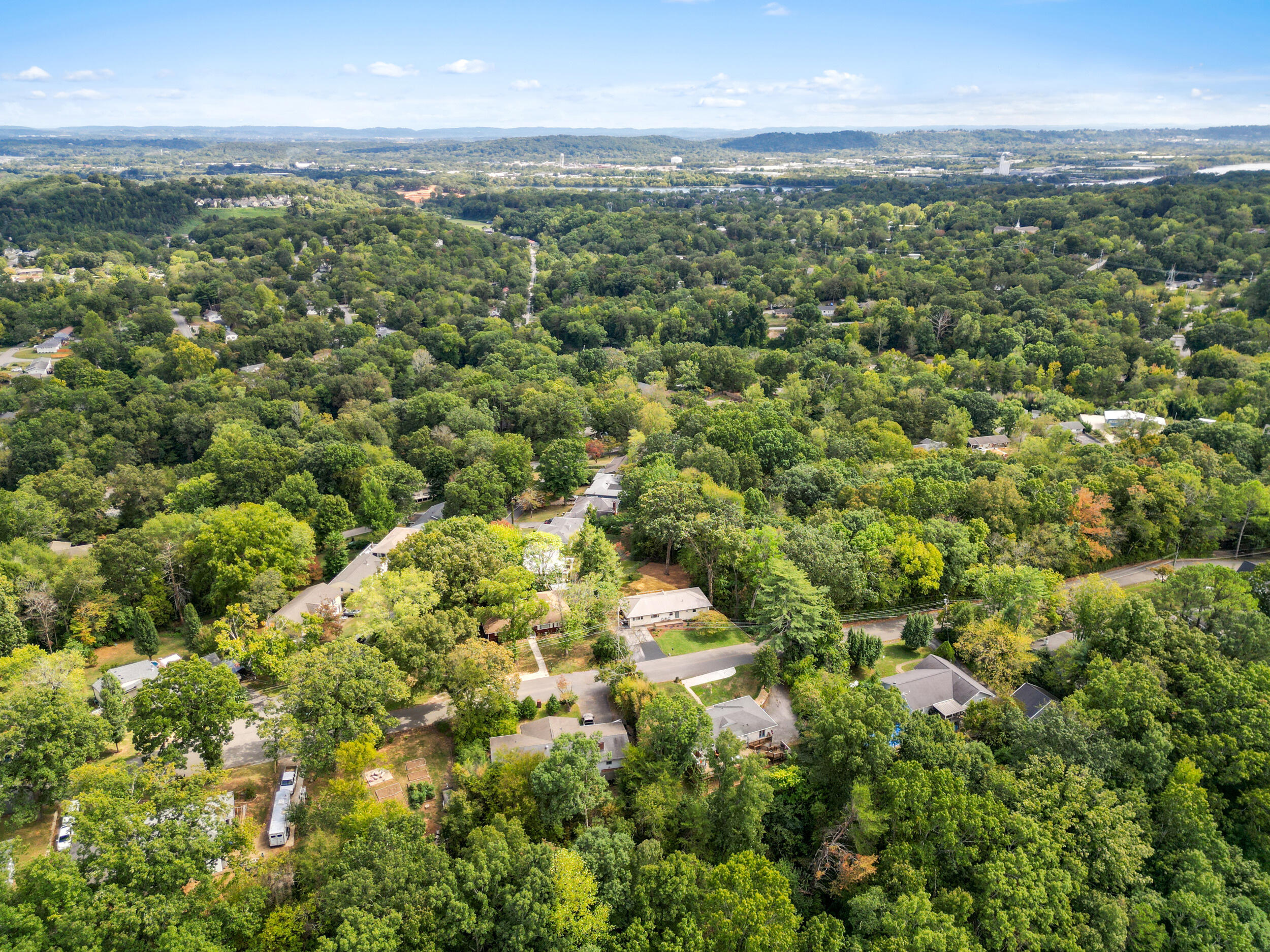 3594 Knollwood Hill Drive