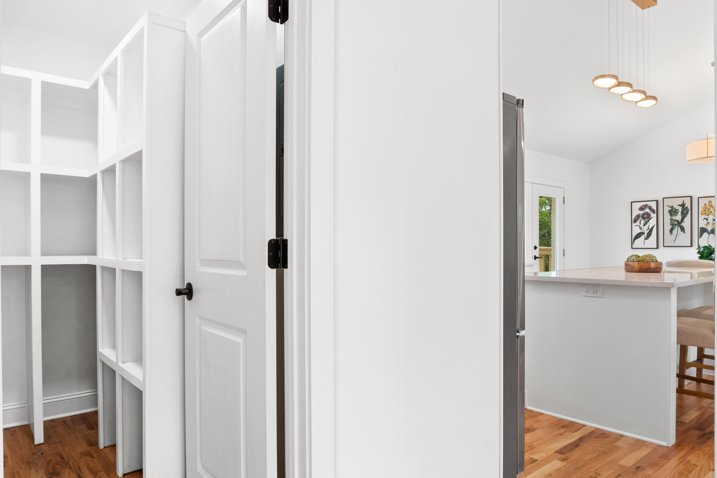 3594 Knollwood Hill Drive