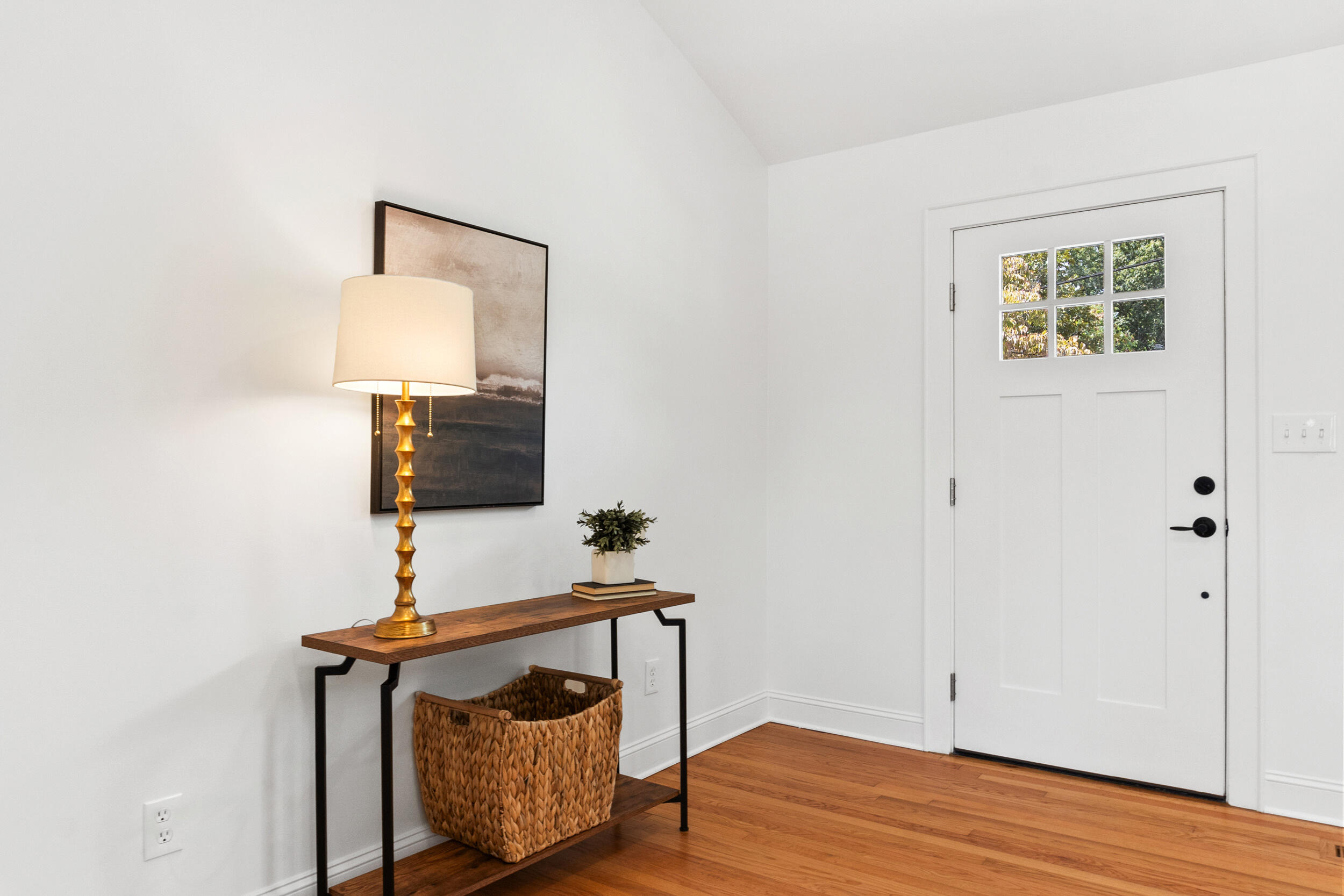 3594 Knollwood Hill Drive