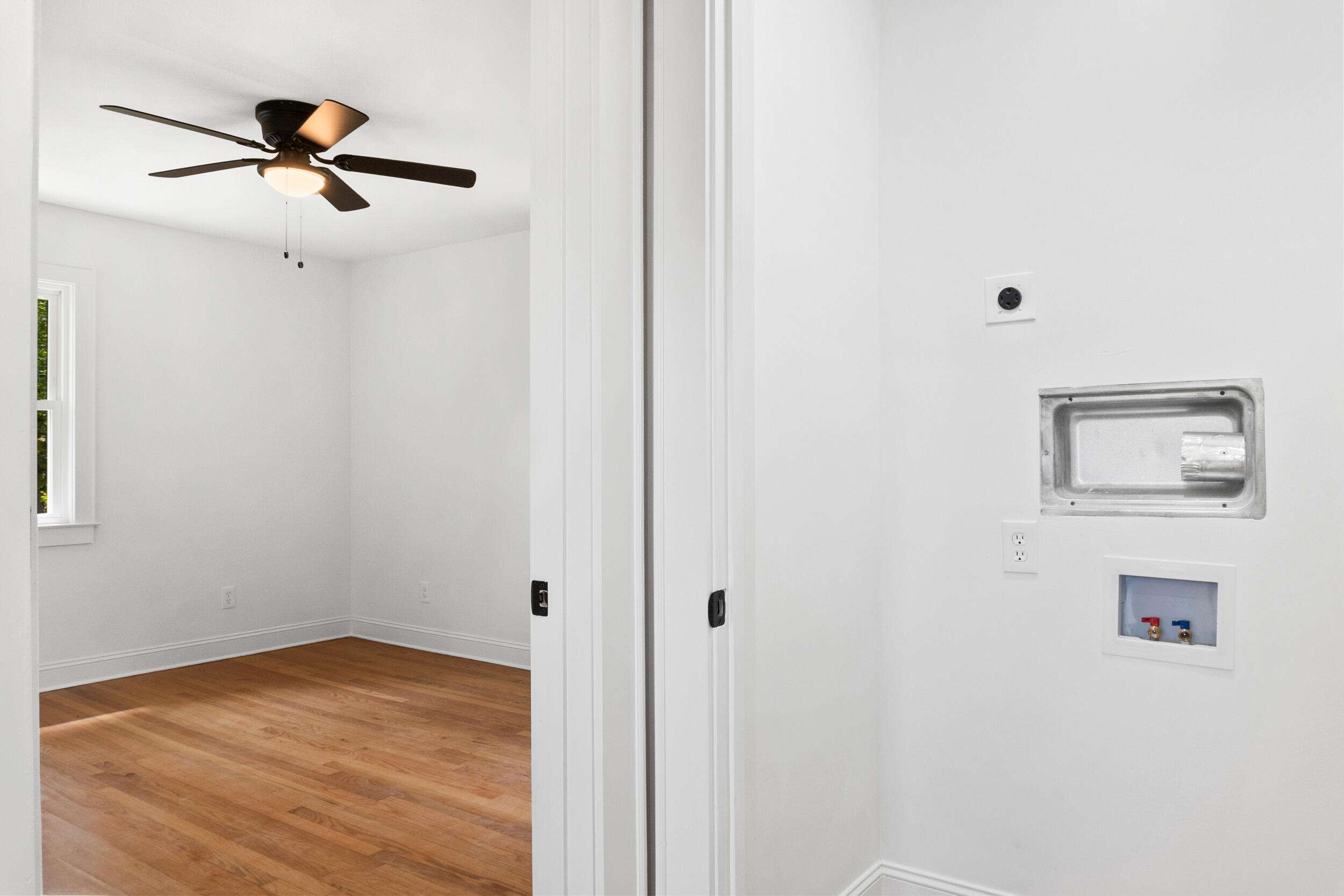 3594 Knollwood Hill Drive