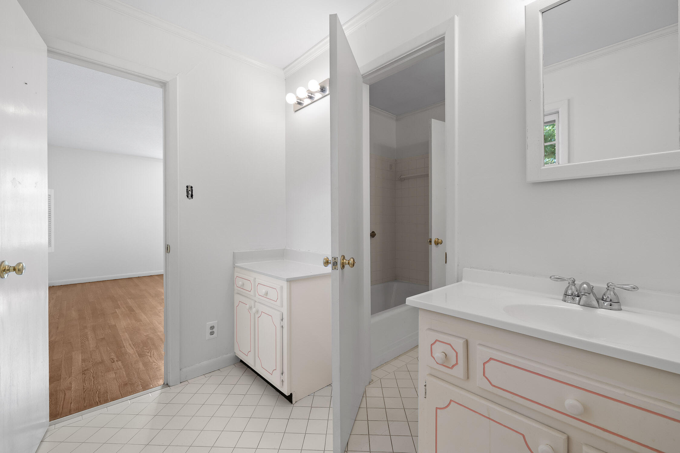 1005 Fort Stephenson Terrace Terrace