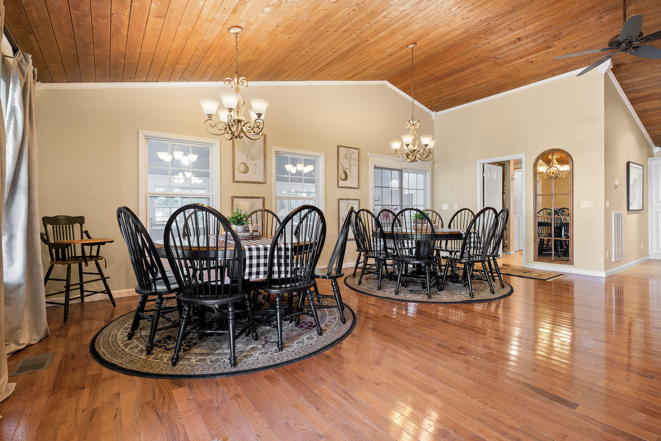 1983 Tunnel Hill Varnell Road