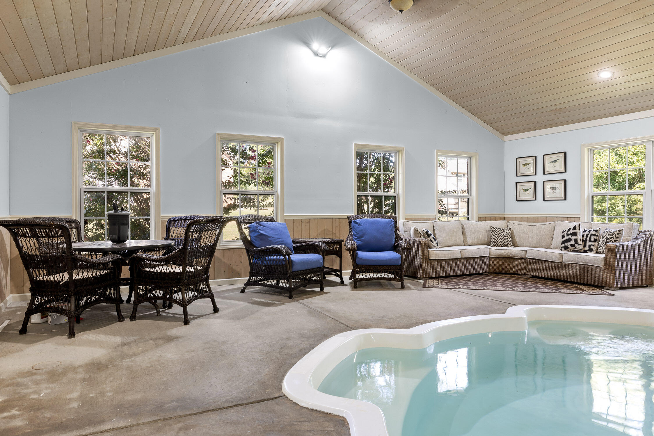 1983 Tunnel Hill Varnell Road