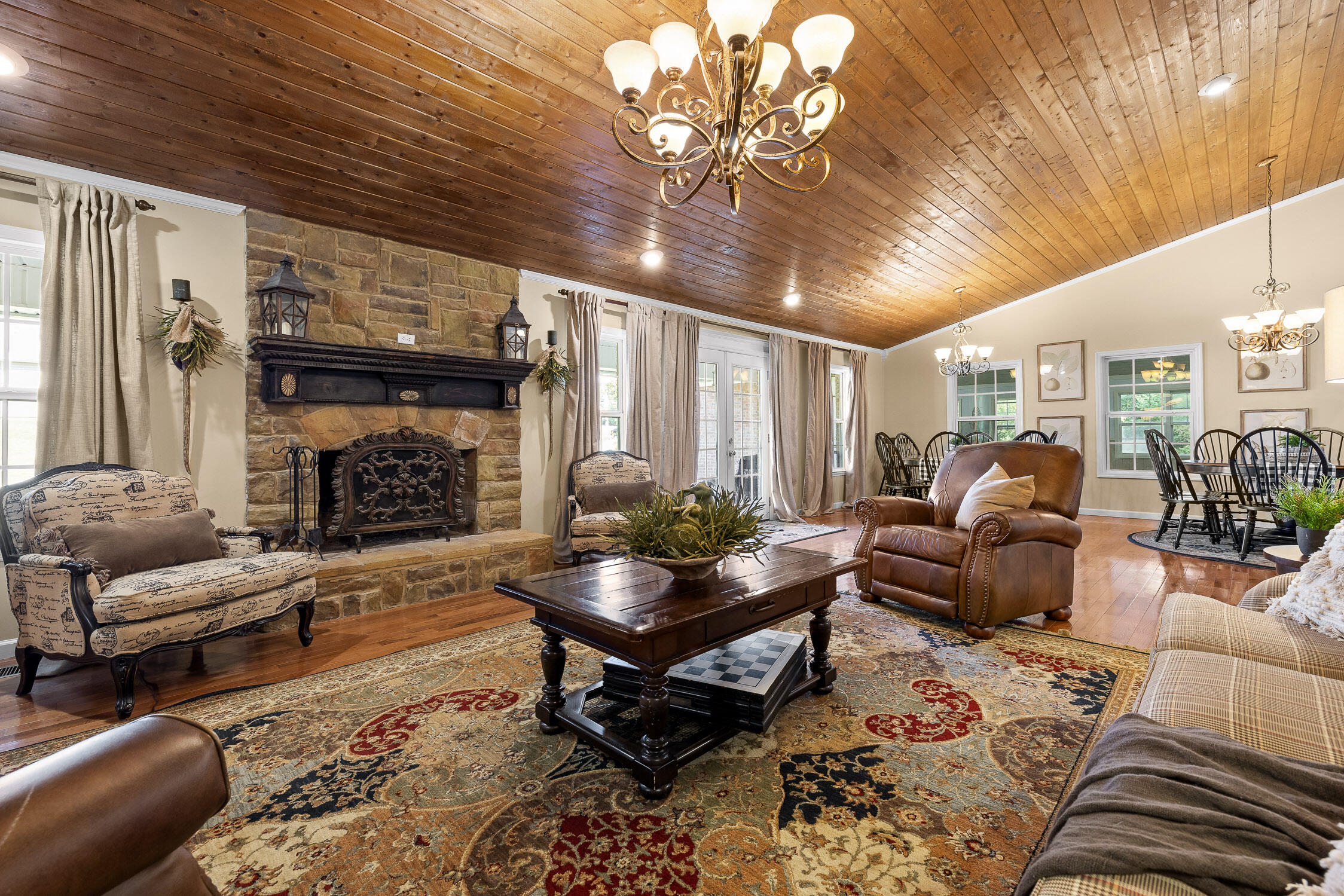 1983 Tunnel Hill Varnell Road