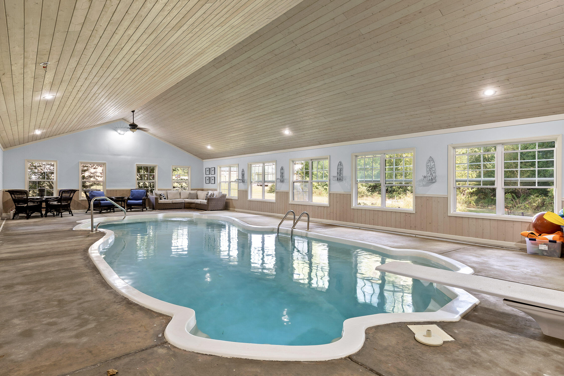 1983 Tunnel Hill Varnell Road