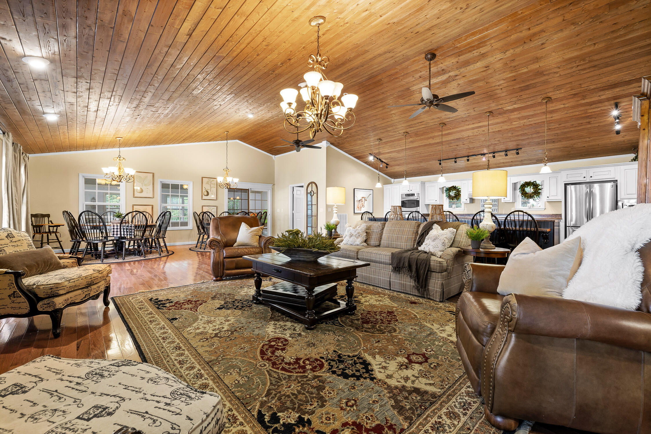 1983 Tunnel Hill Varnell Road