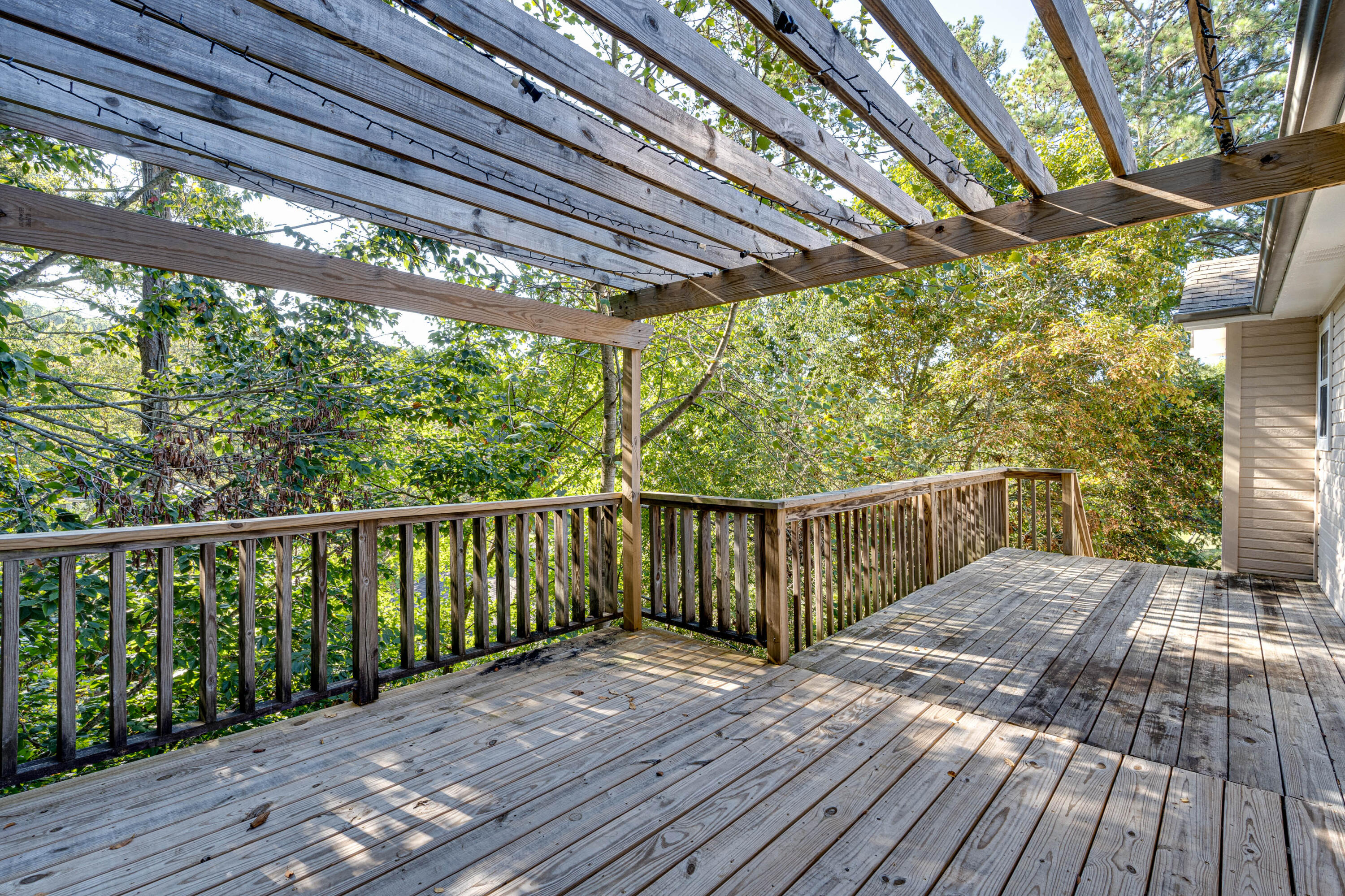 8 Maple Way