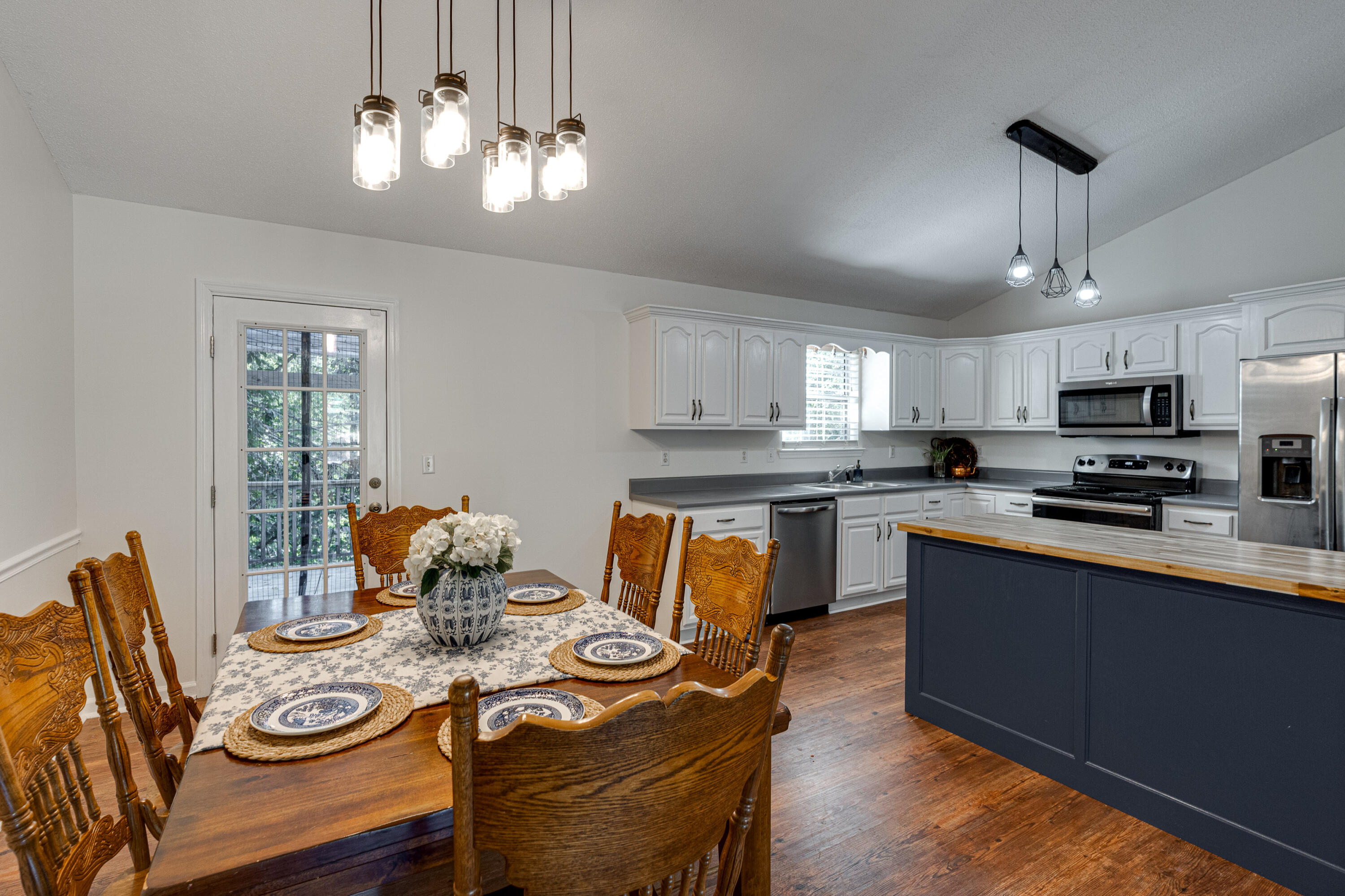 8 Maple Way