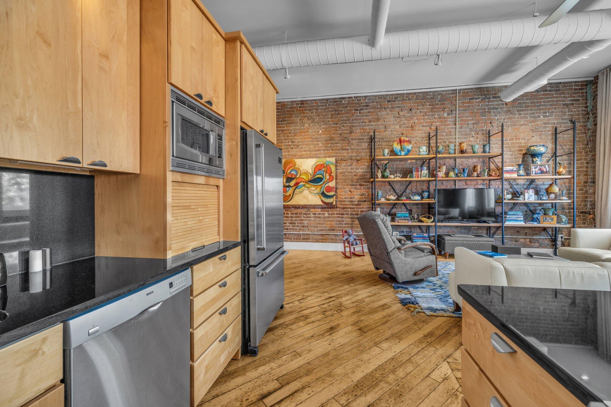 55 E Main St, #201