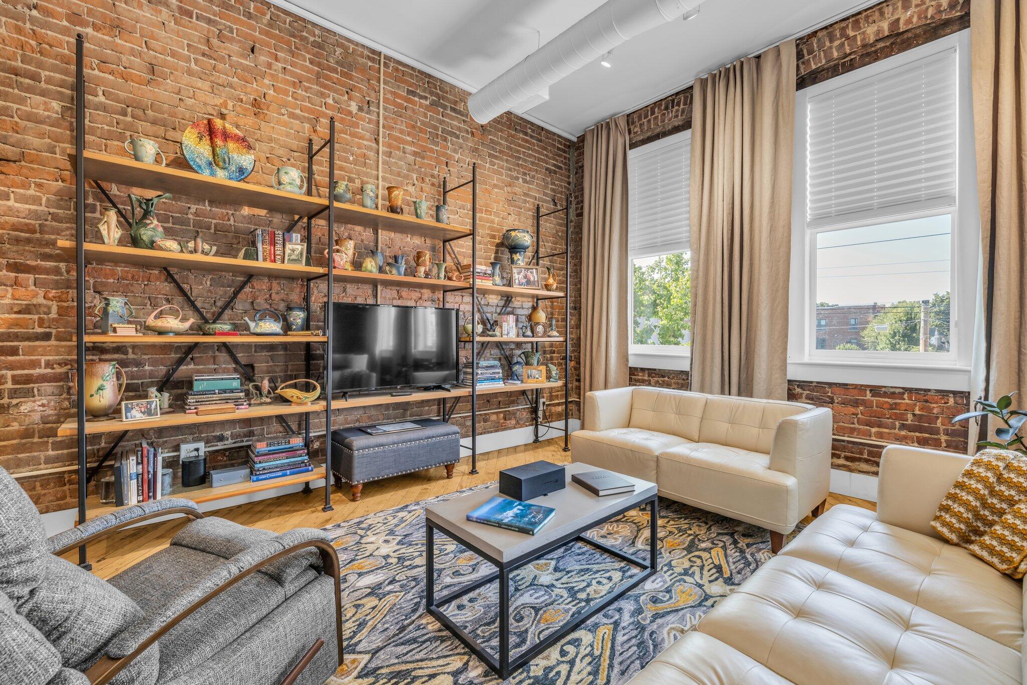 55 E Main St, #201