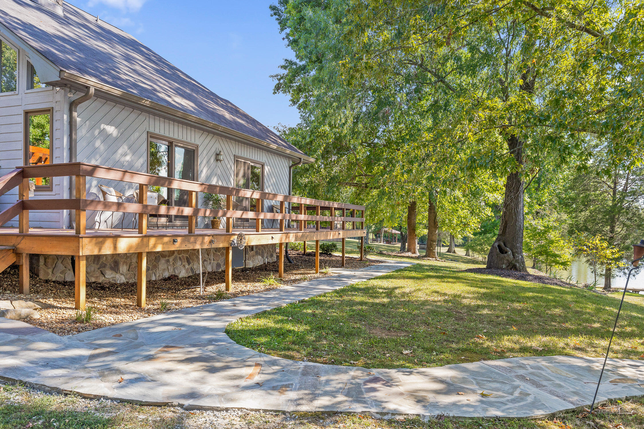 256 Sundown Shores Lane