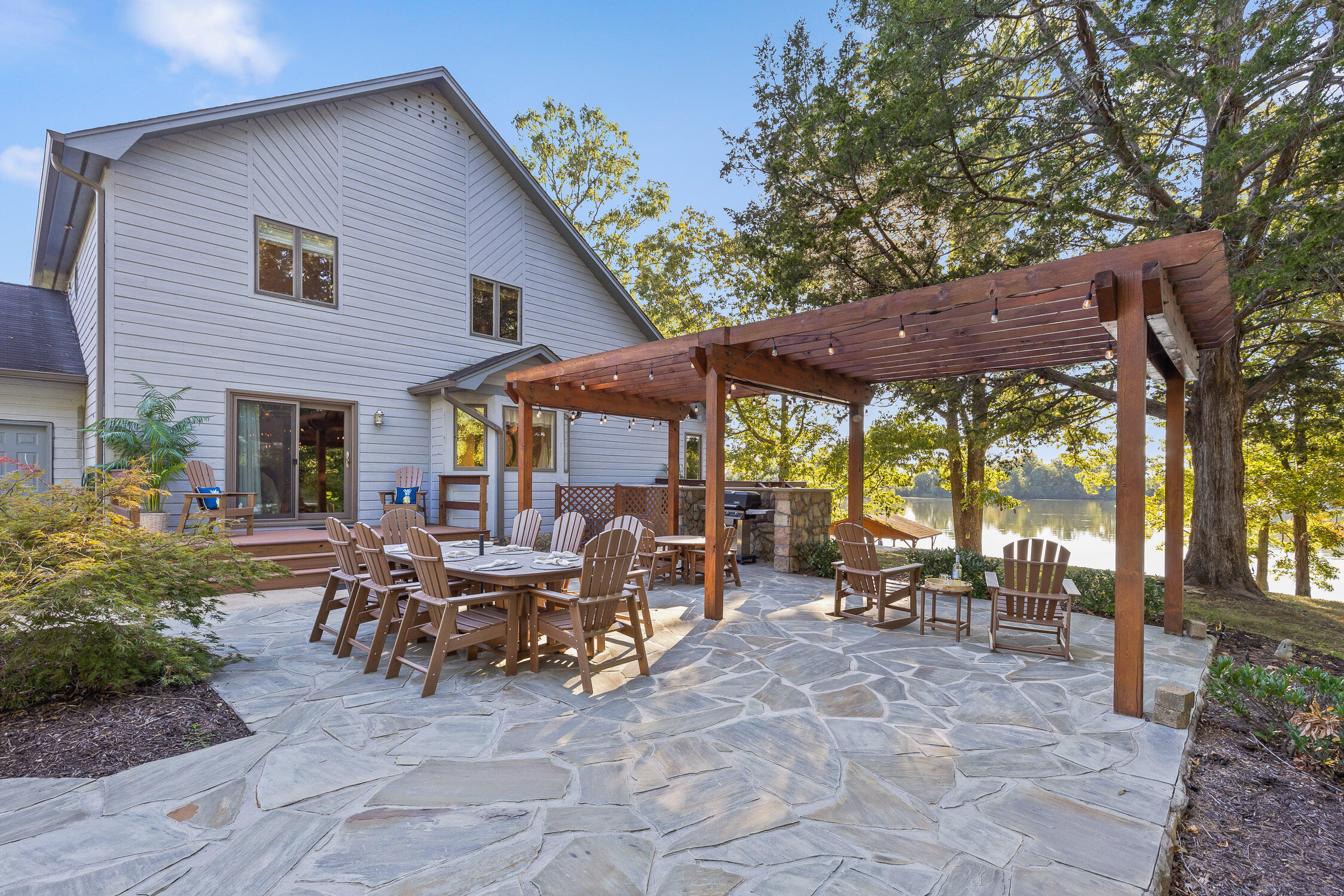 256 Sundown Shores Lane