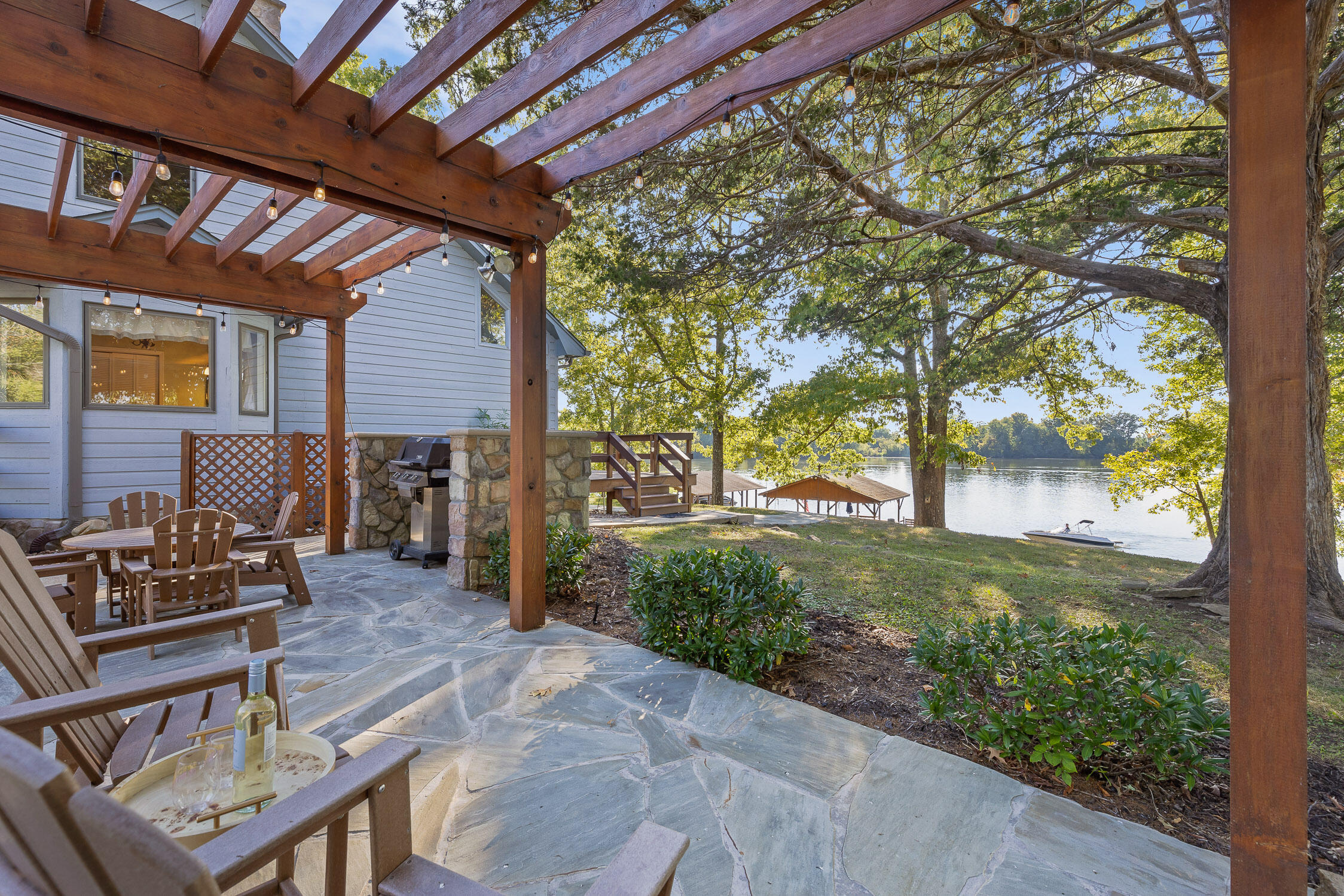 256 Sundown Shores Lane