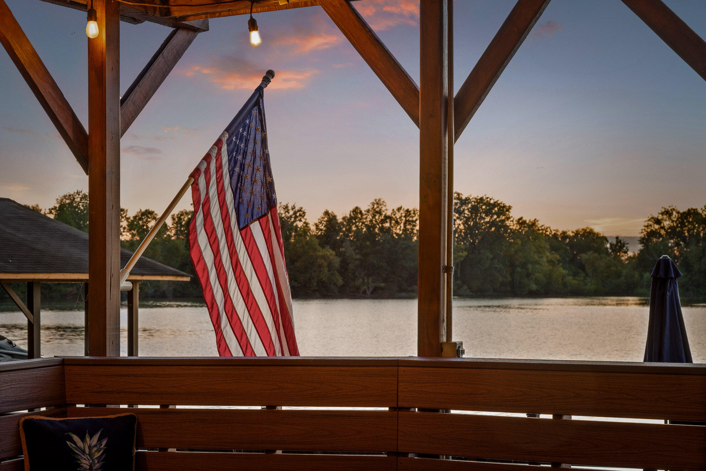 256 Sundown Shores Lane