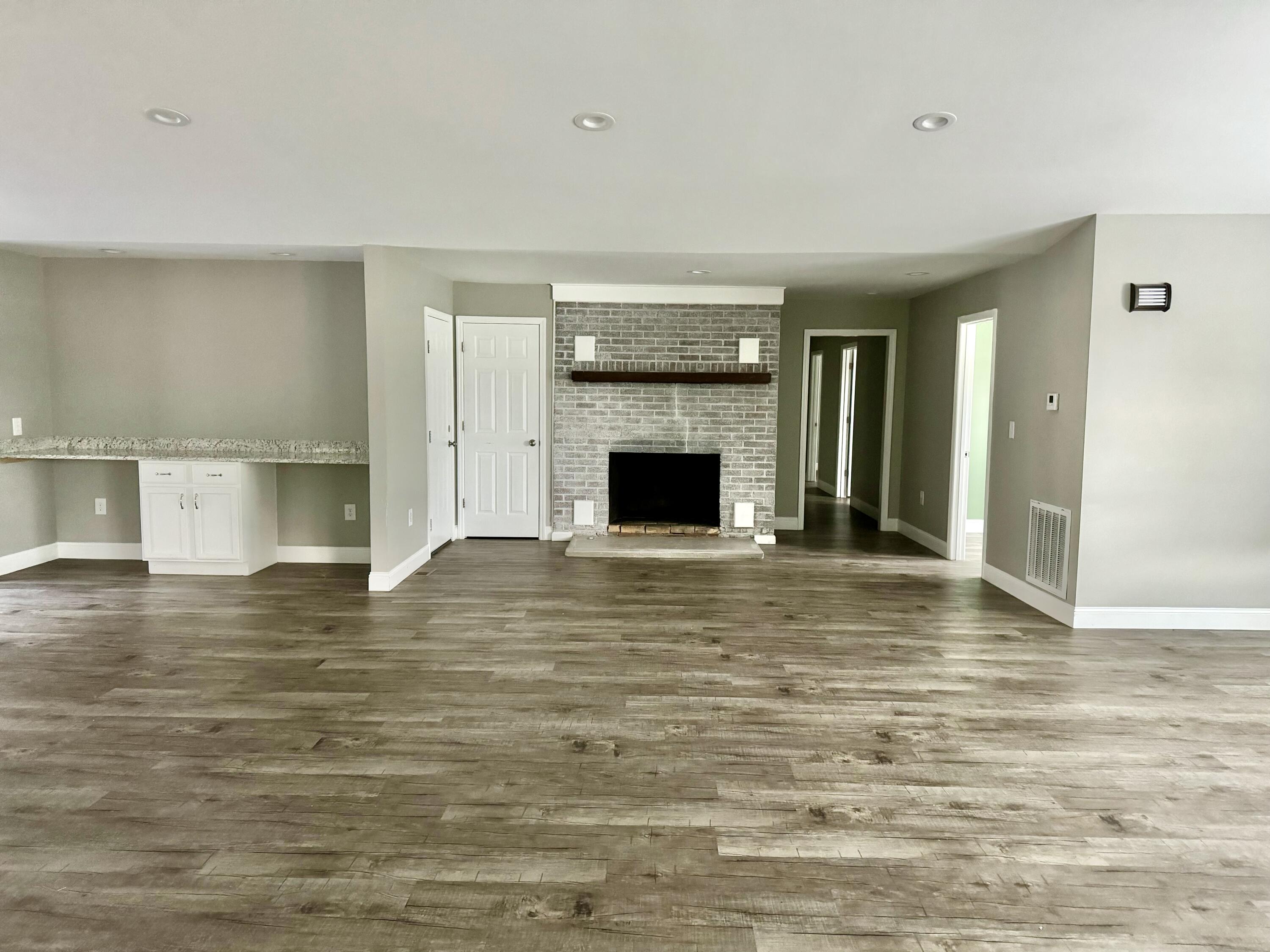 113 Sharp Road