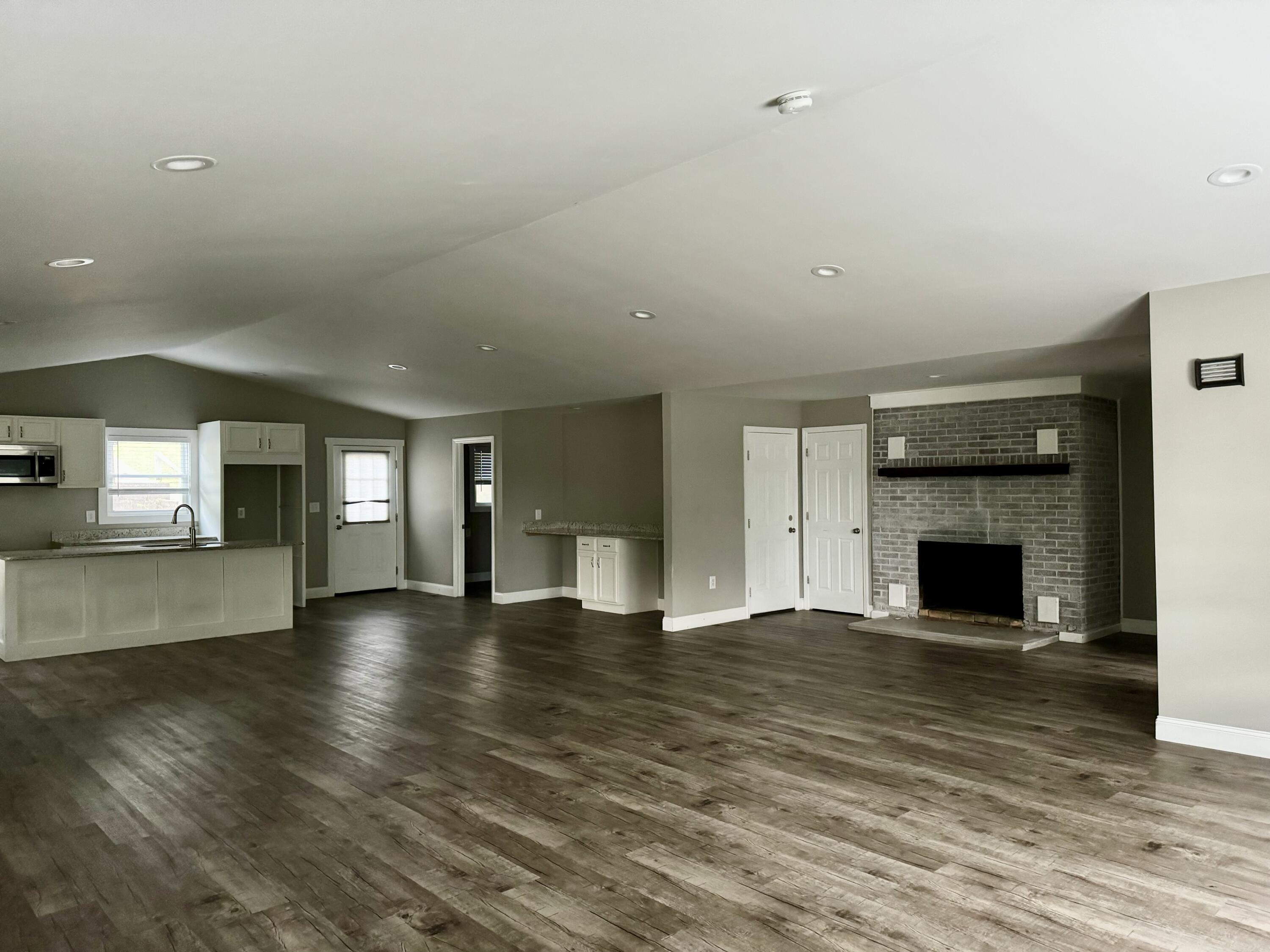113 Sharp Road