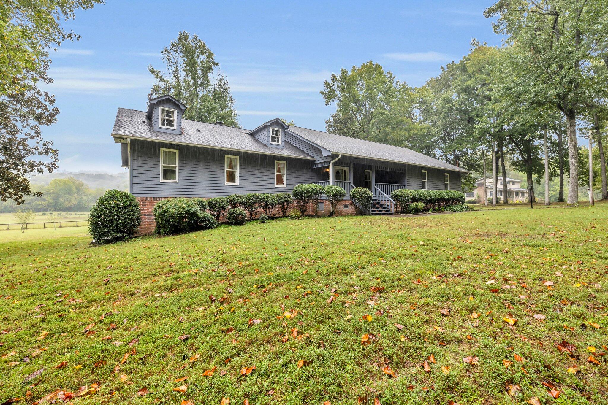 7117 White Oak Valley Road, McDonald