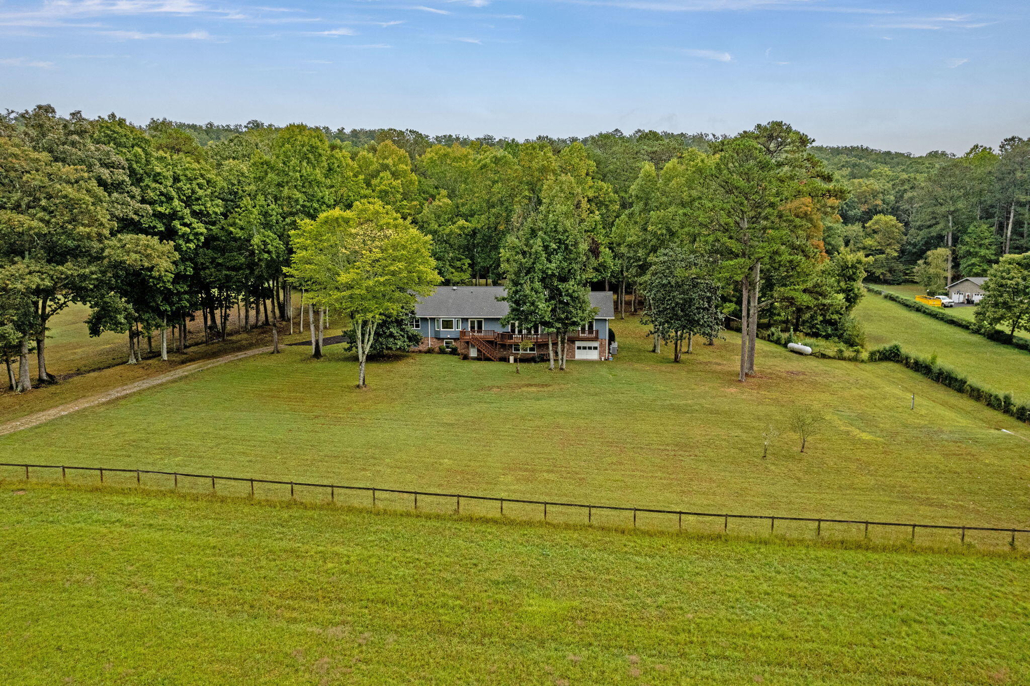 7117 White Oak Valley Road, McDonald