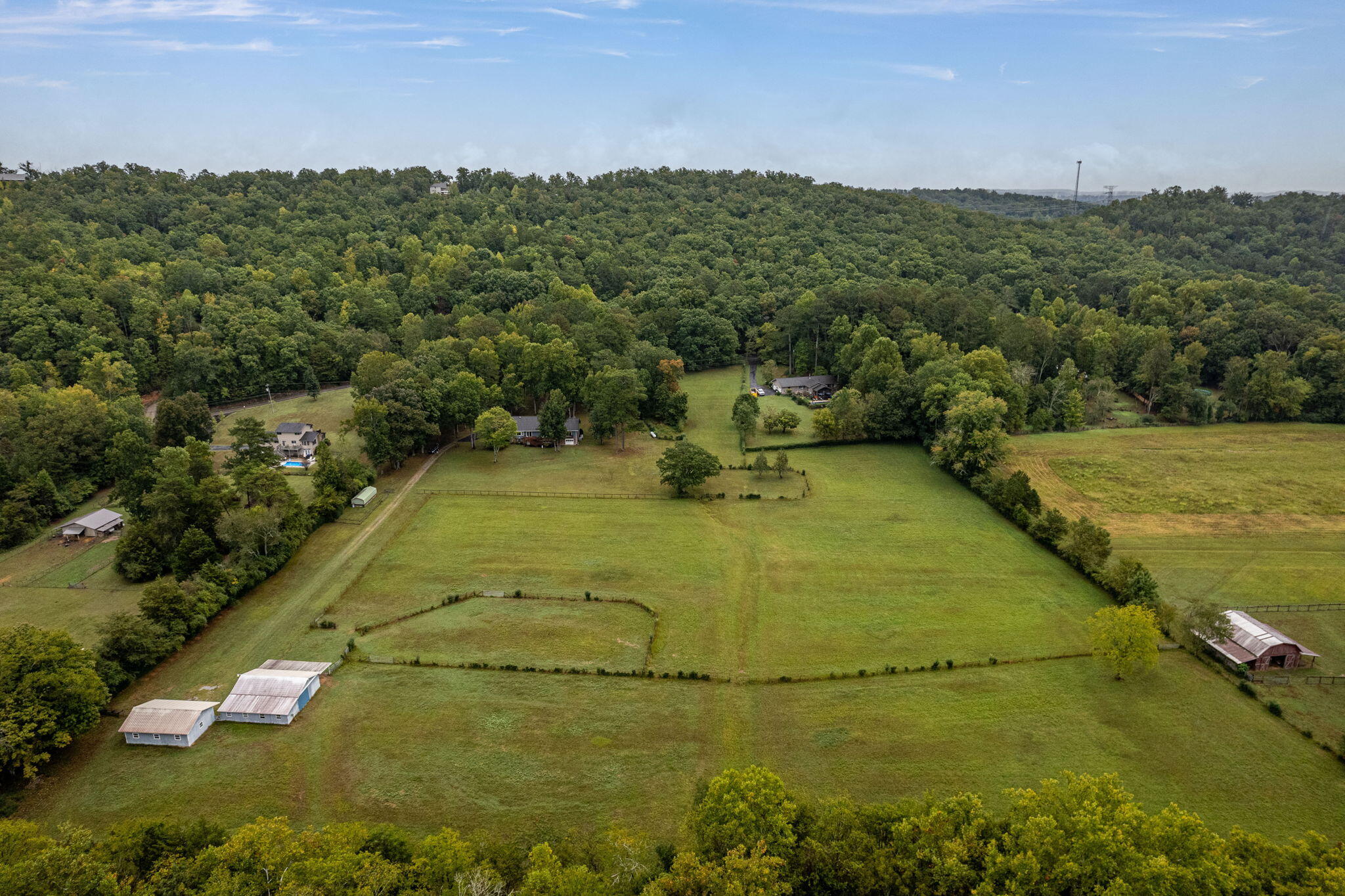 7117 White Oak Valley Road, McDonald