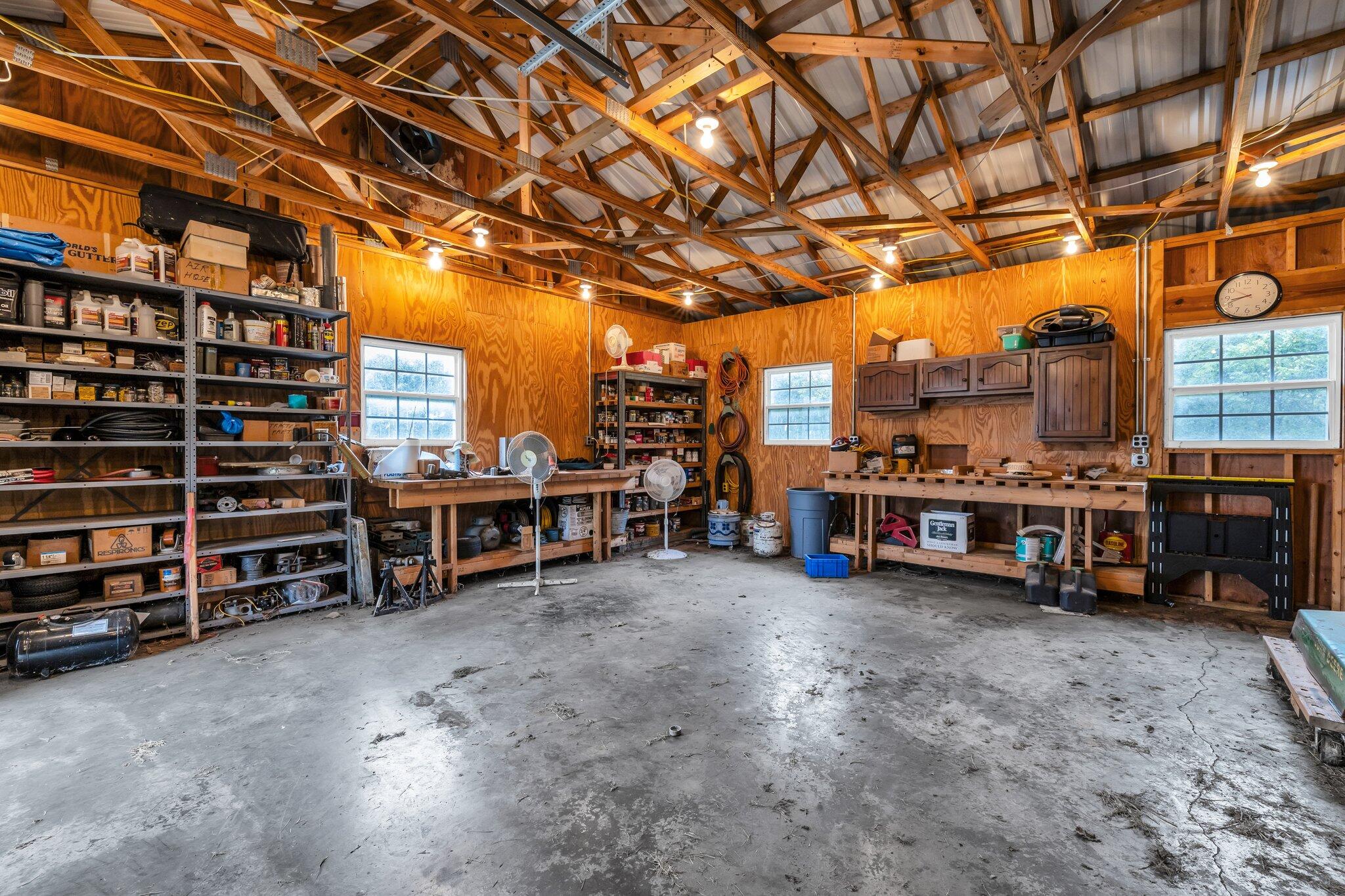 7117 White Oak Valley Road, McDonald